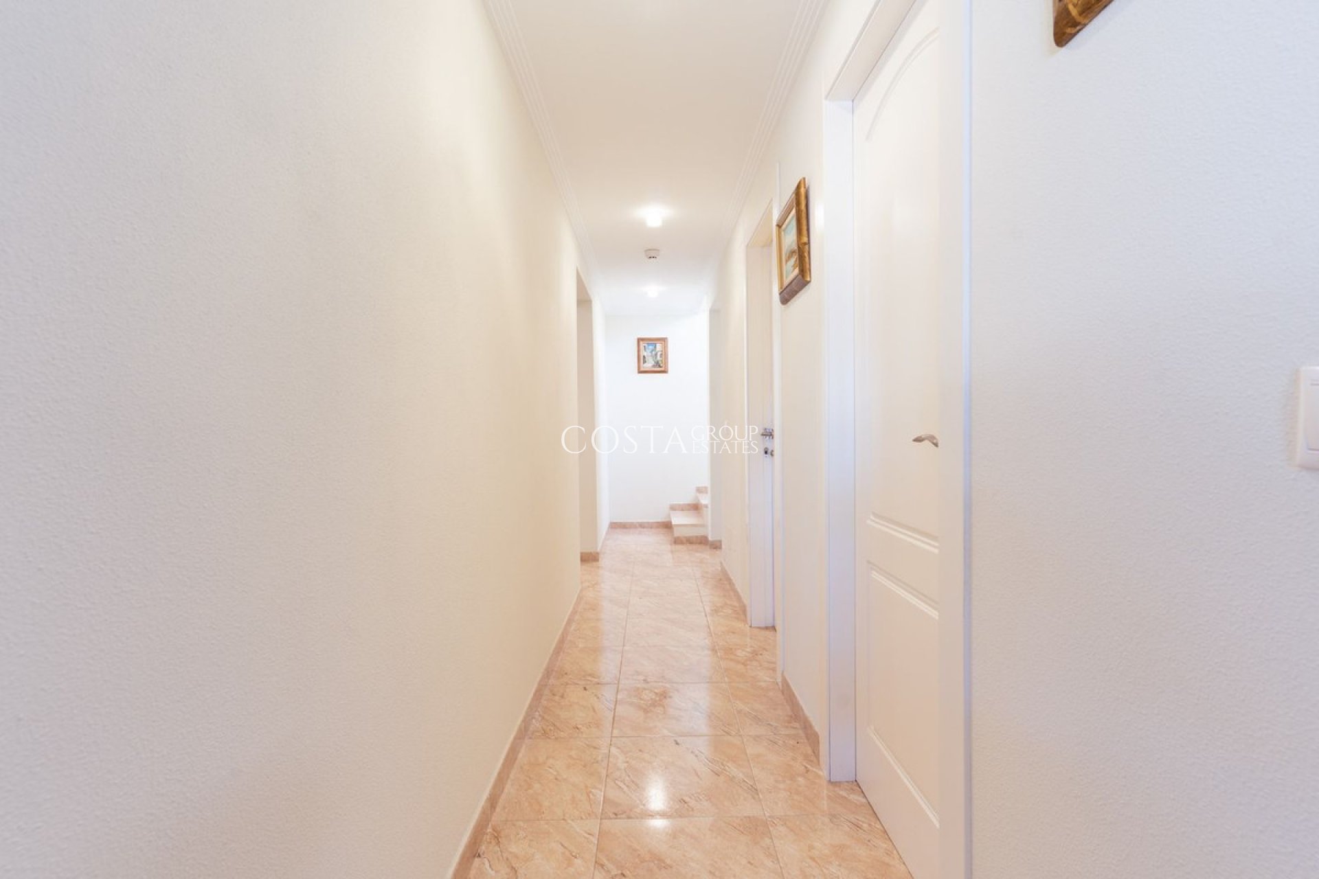 Resale - Villa -
Orihuela Costa - Los Balcones