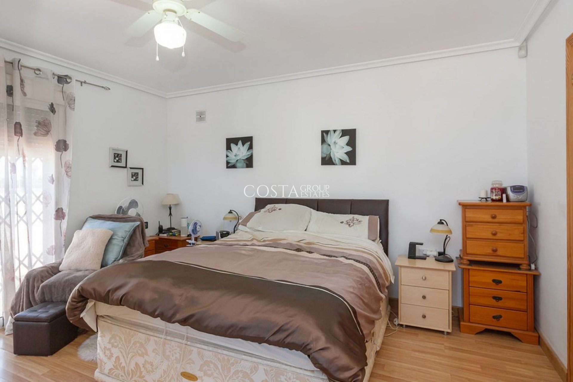 Resale - Villa -
Orihuela Costa - Los Balcones