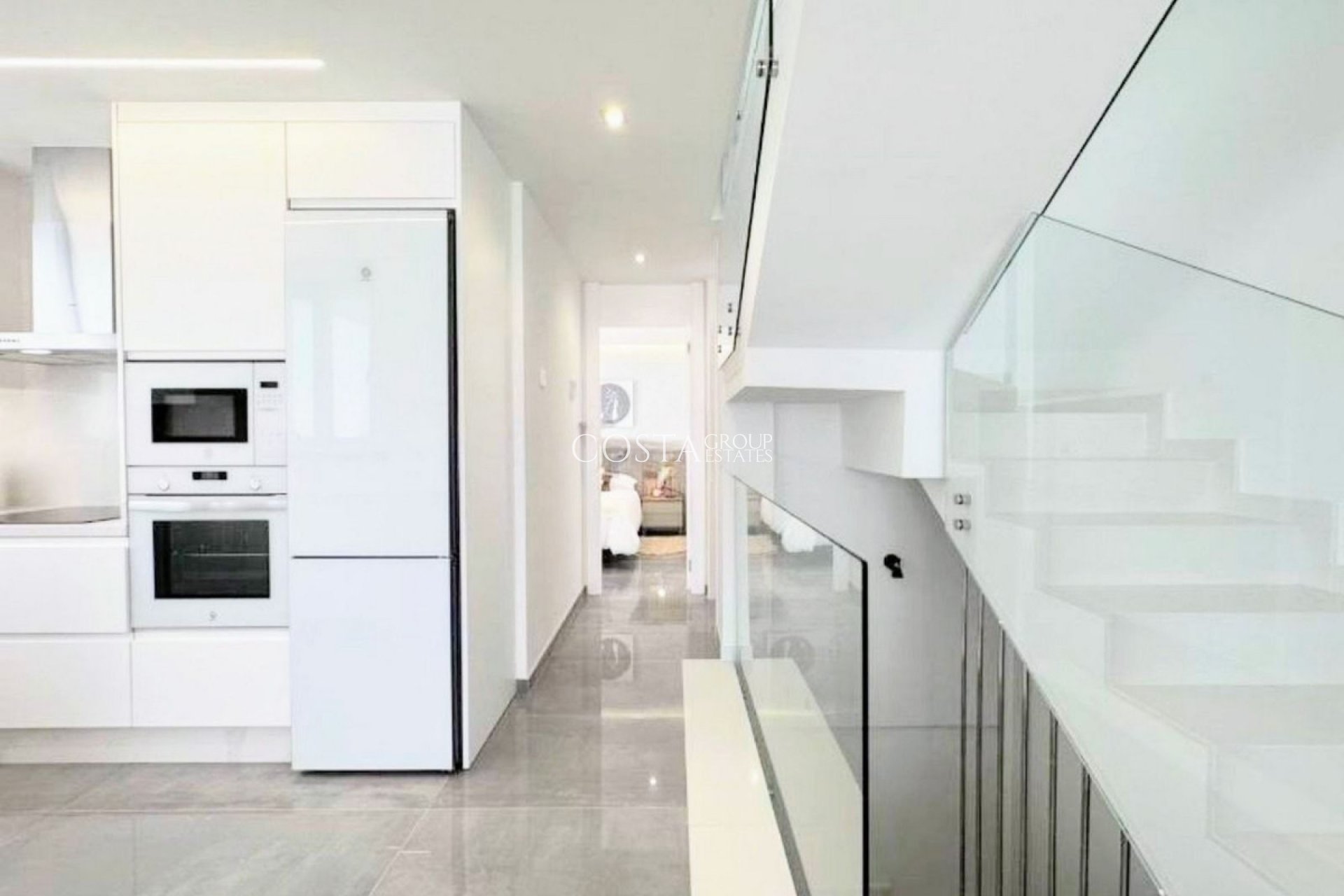 Resale - Villa -
Orihuela Costa - Los Balcones