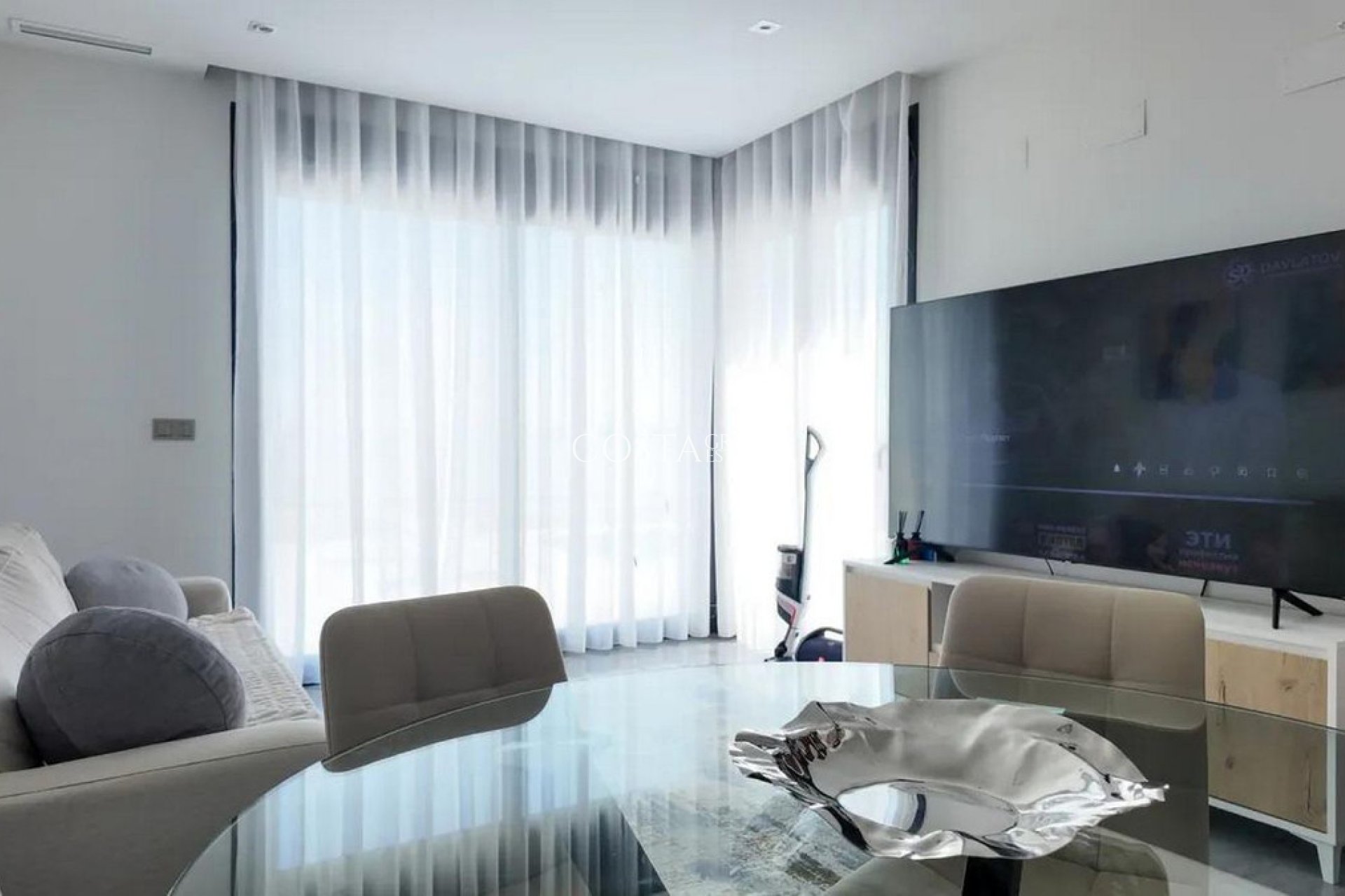 Resale - Villa -
Orihuela Costa - Los Balcones