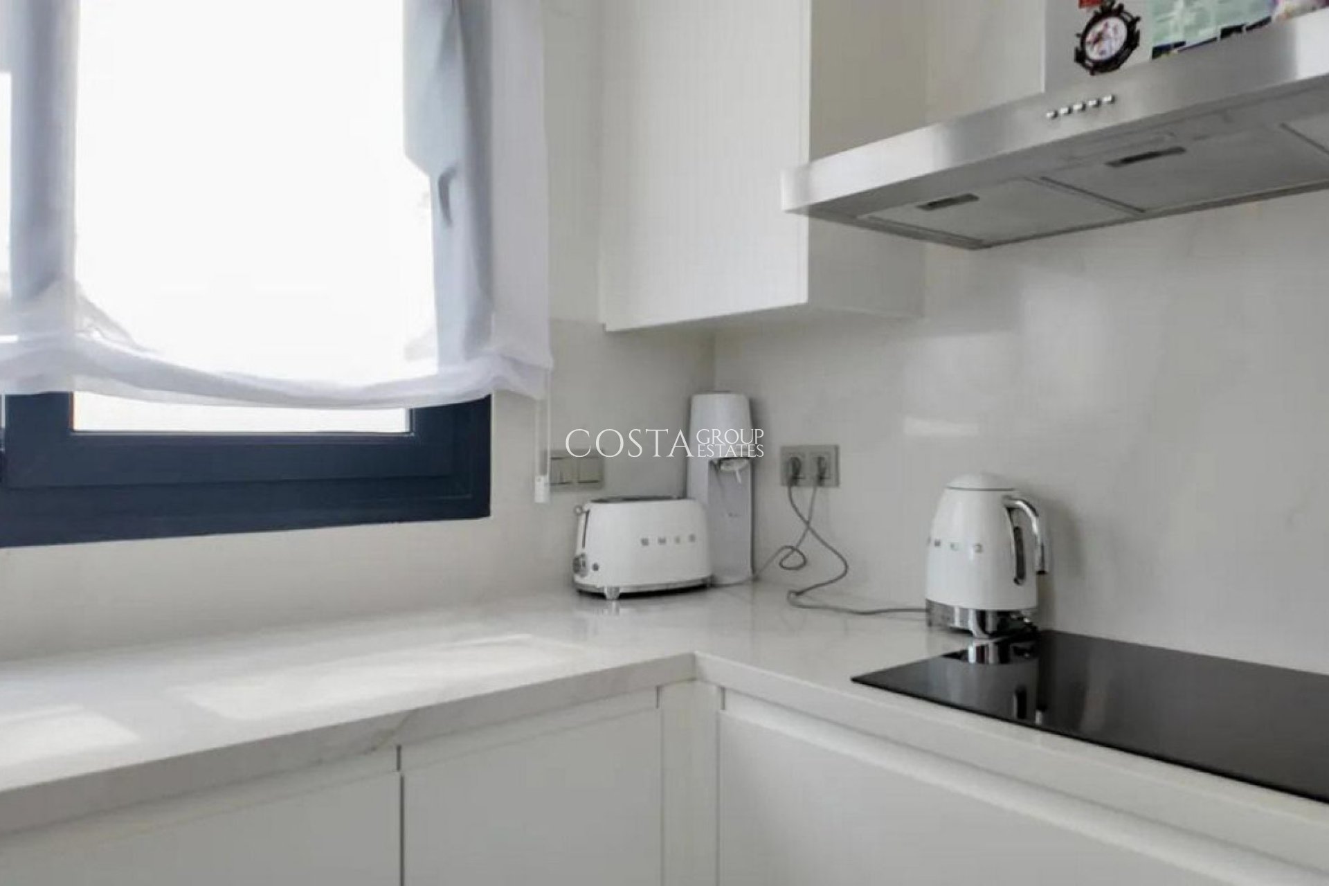 Resale - Villa -
Orihuela Costa - Los Balcones