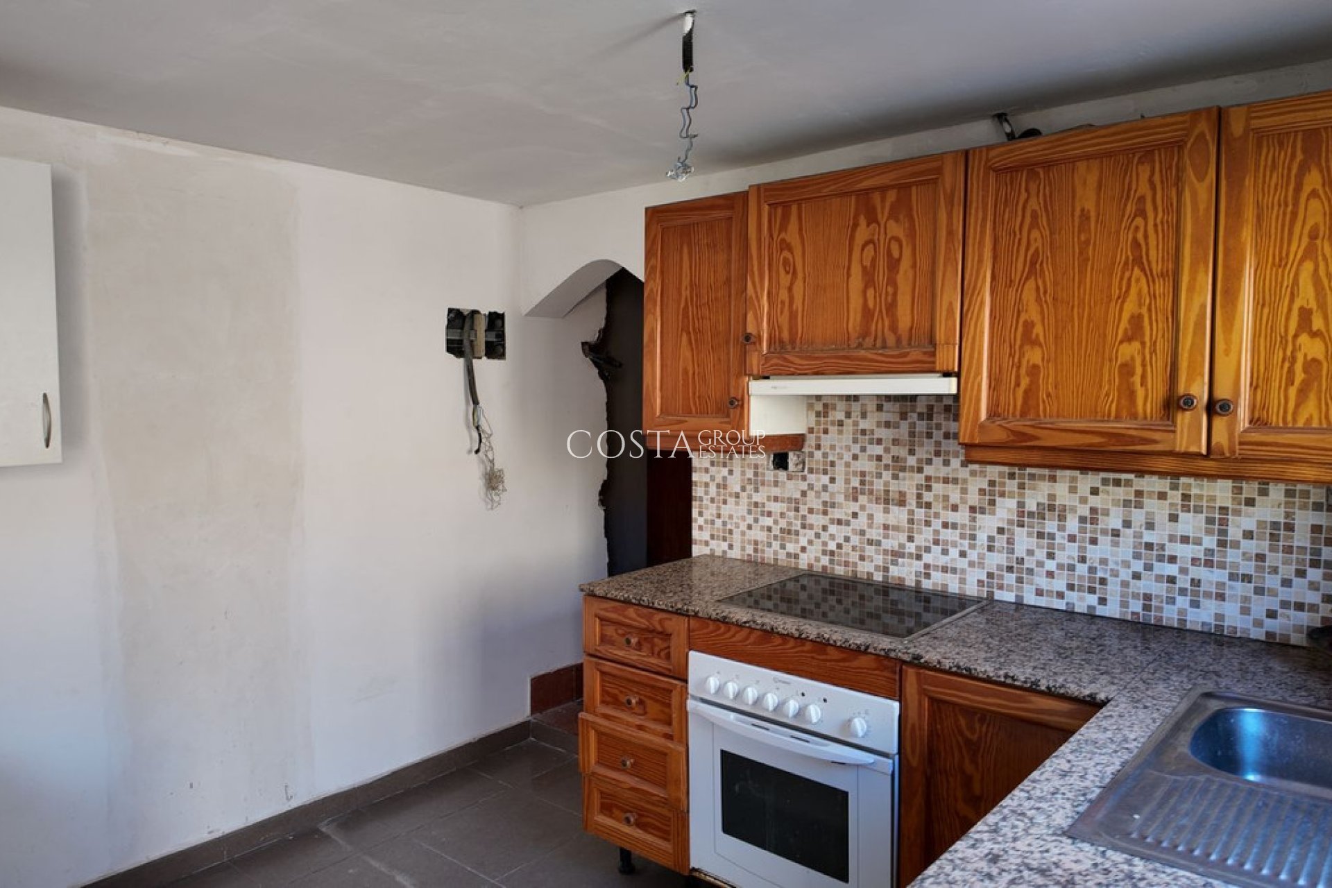 Resale - Villa -
Orihuela Costa - Los Balcones