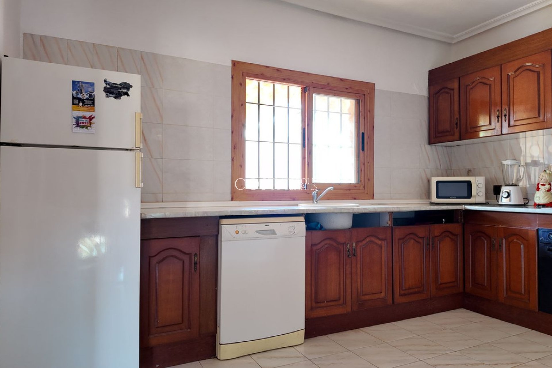Resale - Villa -
Orihuela Costa - Los Balcones