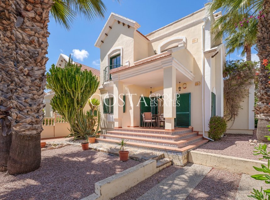 Resale - Villa -
Orihuela Costa - Los Dolses