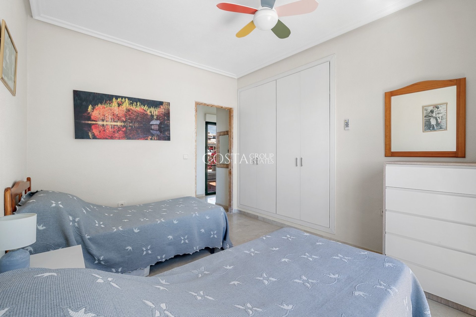 Resale - Villa -
Orihuela Costa - Los Dolses