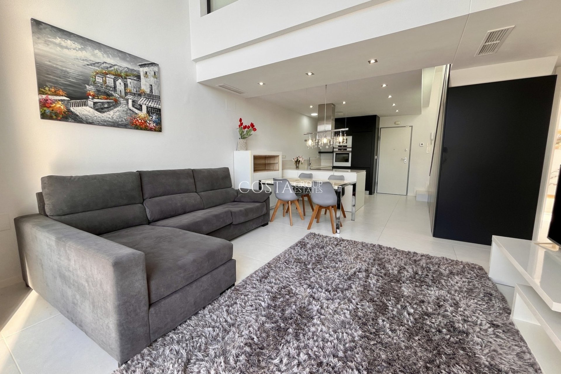 Resale - Villa -
Orihuela Costa - Los Dolses