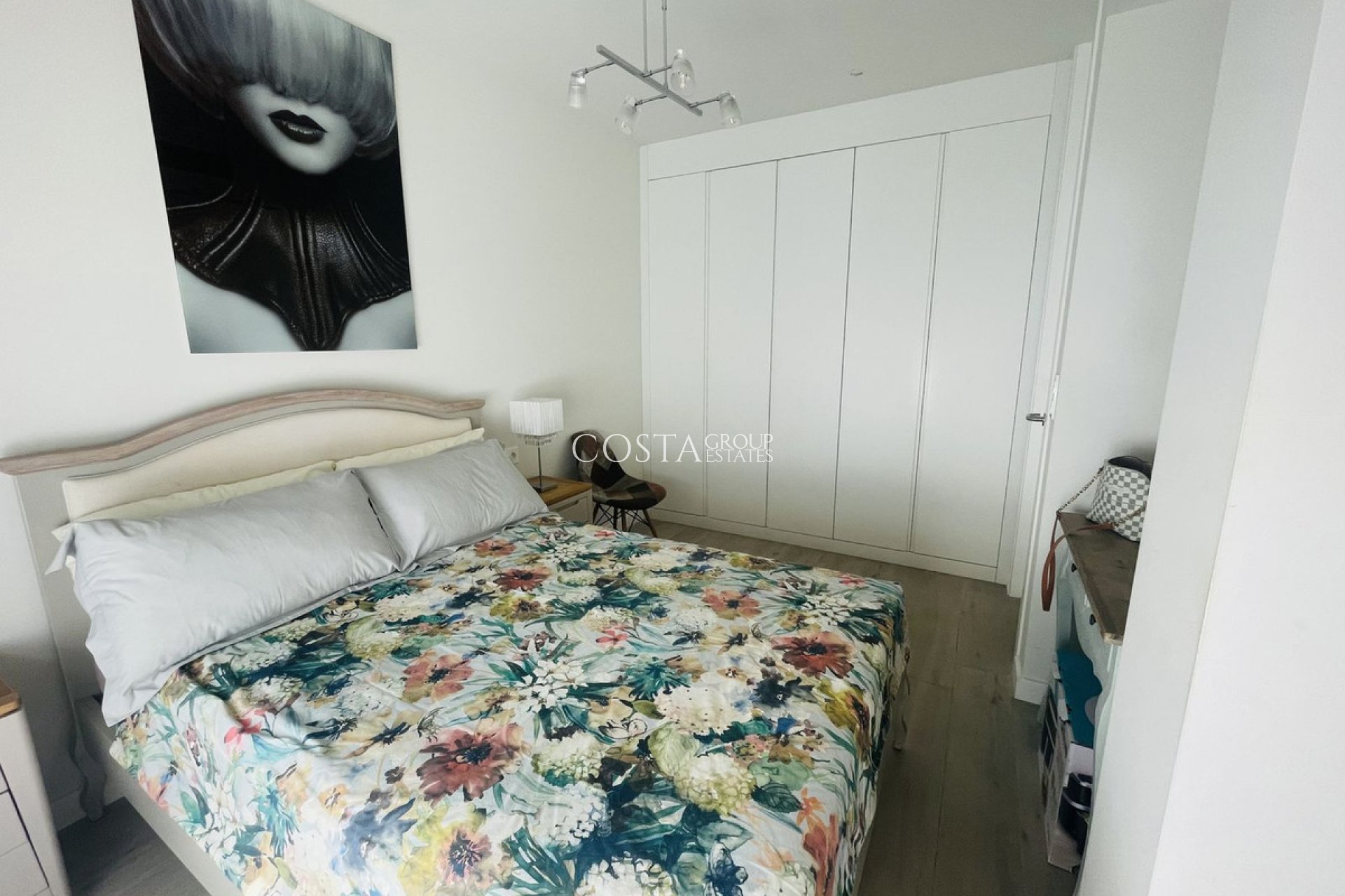 Resale - Villa -
Orihuela Costa - Los Dolses