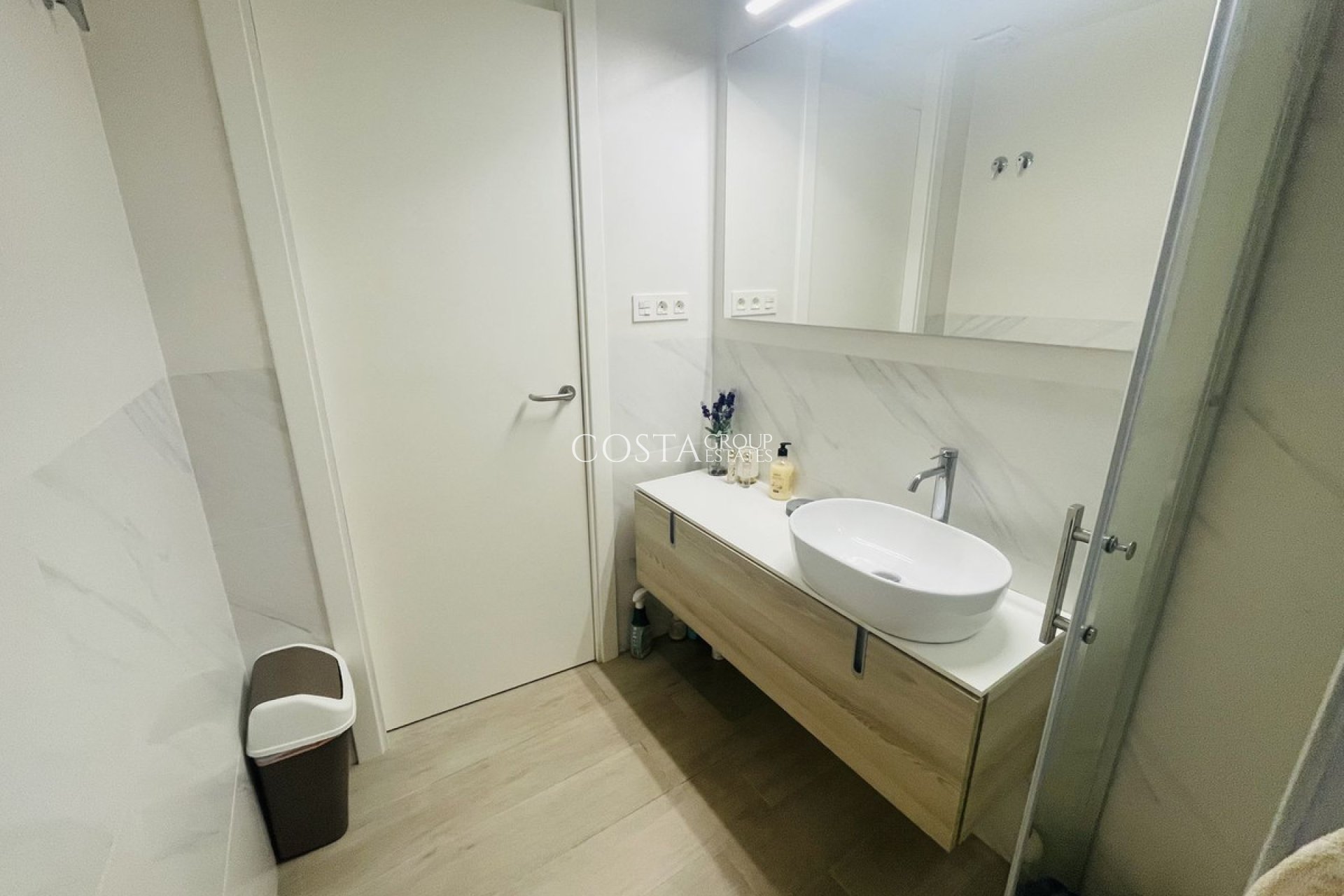 Resale - Villa -
Orihuela Costa - Los Dolses