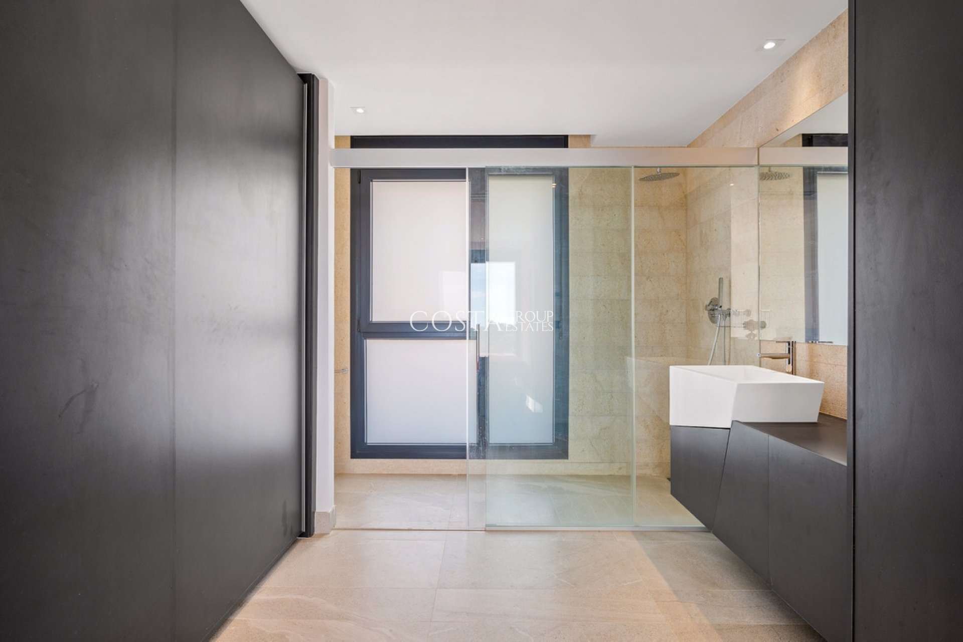 Resale - Villa -
Orihuela Costa - Los Dolses