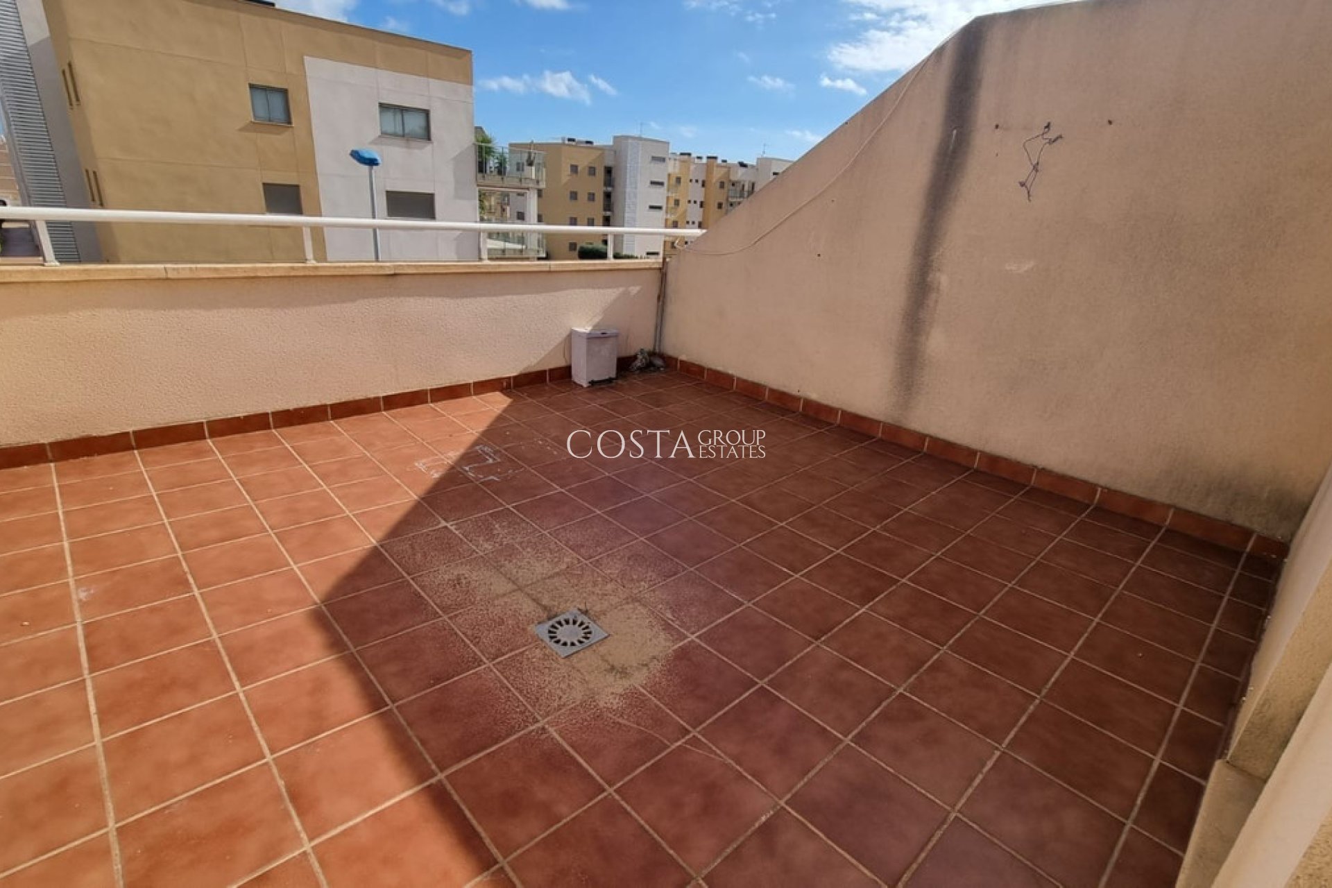 Resale - Villa -
Orihuela Costa - Los Dolses