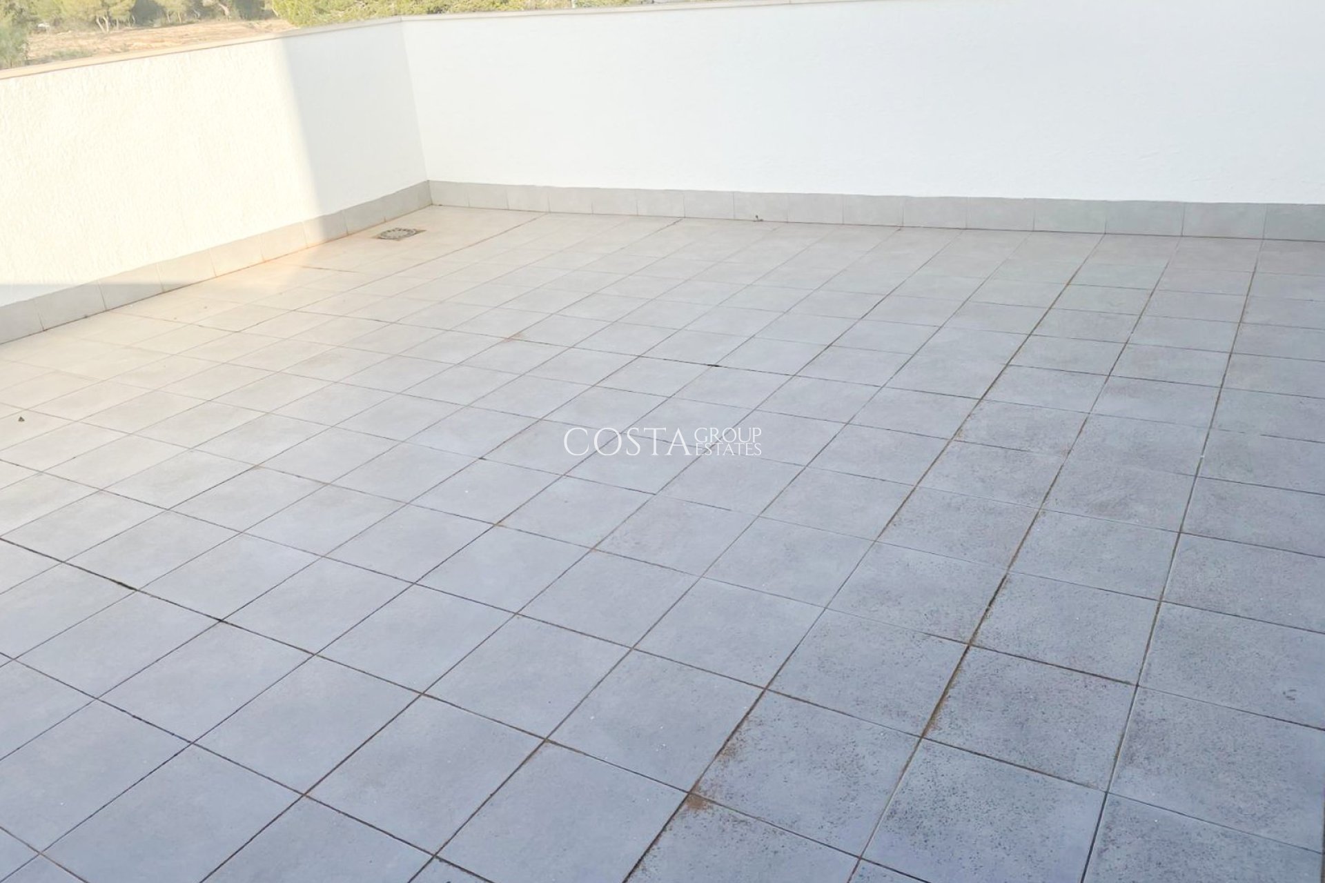 Resale - Villa -
Orihuela Costa - Mil Palmeras