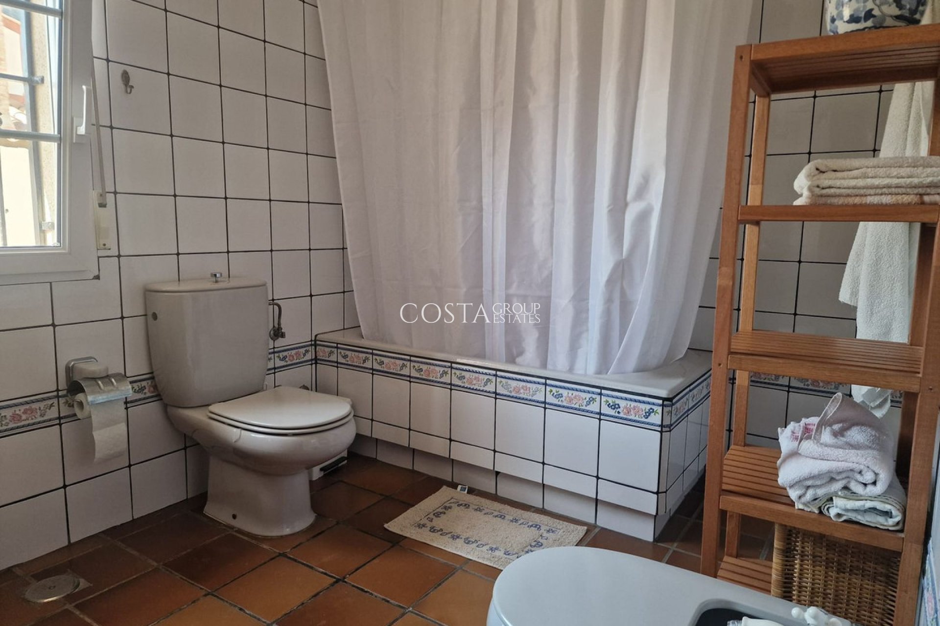 Resale - Villa -
Orihuela Costa - Mil Palmeras