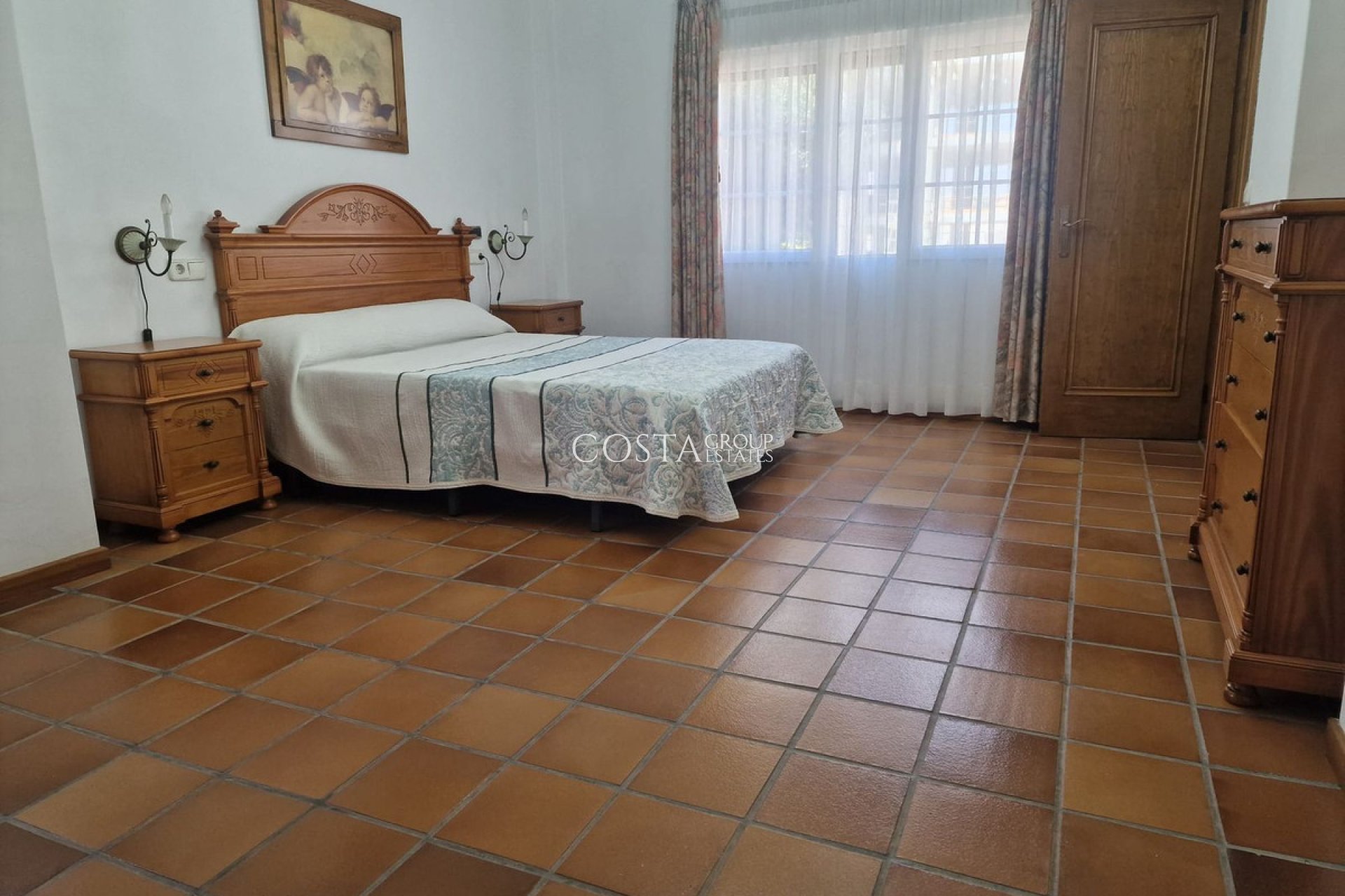 Resale - Villa -
Orihuela Costa - Mil Palmeras
