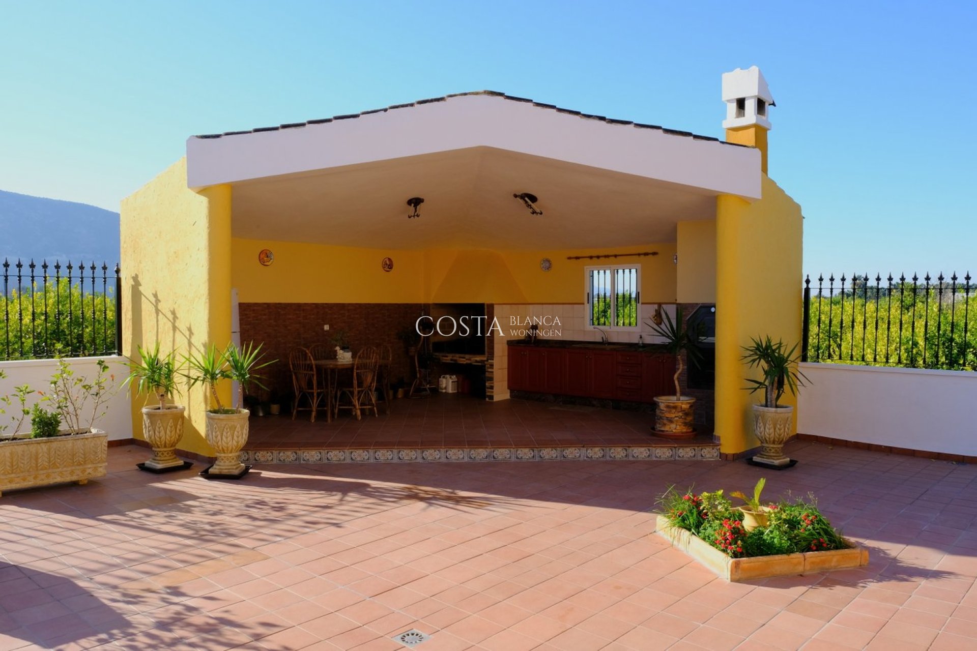 Resale - Villa -
Orihuela Costa - Orihuela