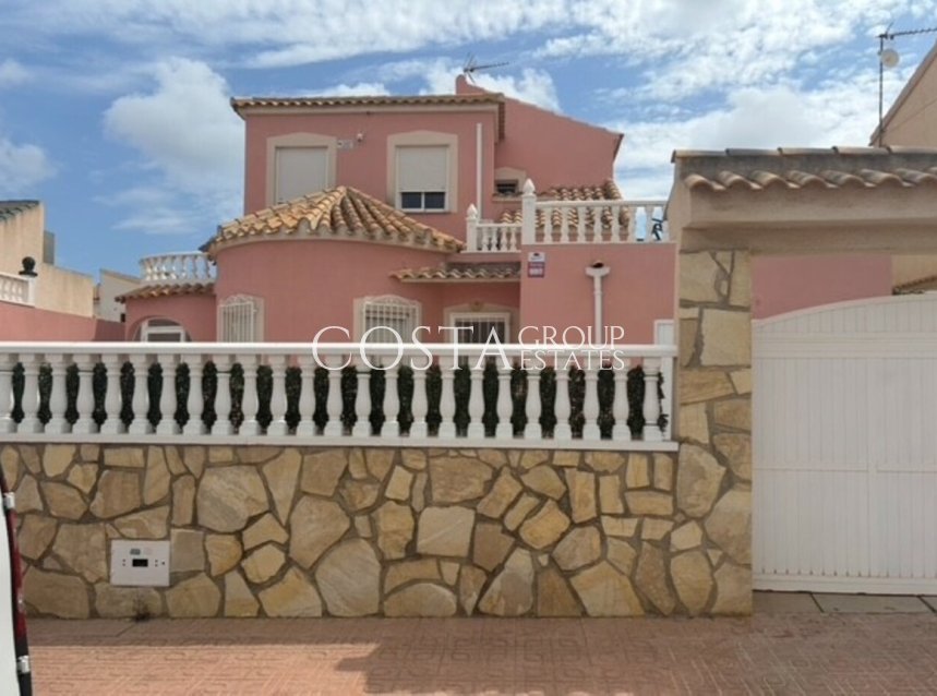 Resale - Villa -
Orihuela Costa - Playa Flamenca