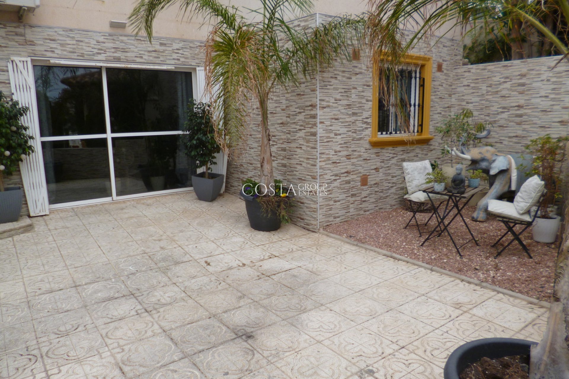 Resale - Villa -
Orihuela Costa - Playa Flamenca