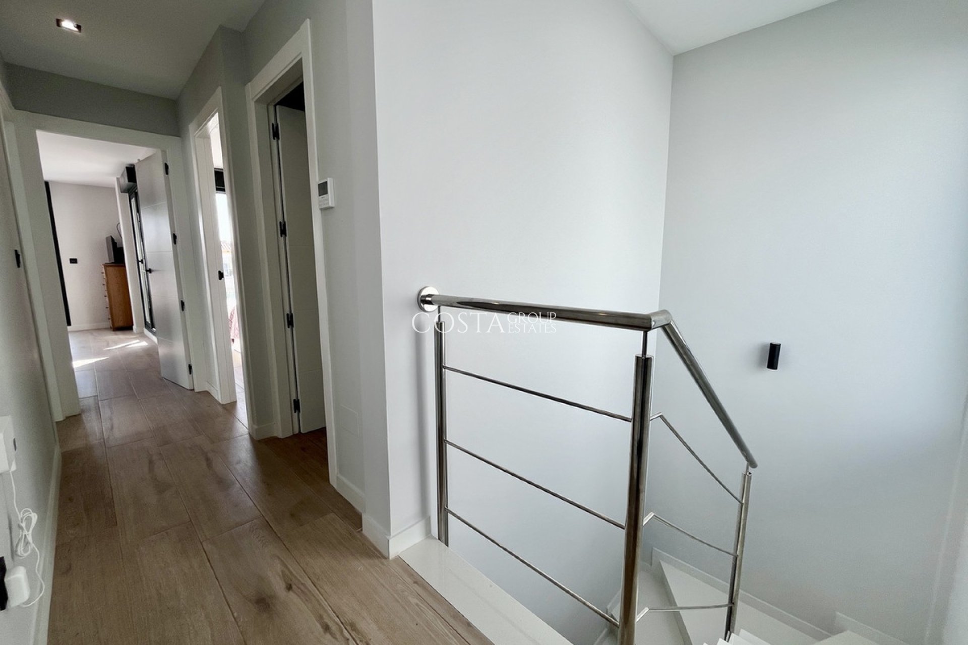 Resale - Villa -
Orihuela Costa - Playa Flamenca