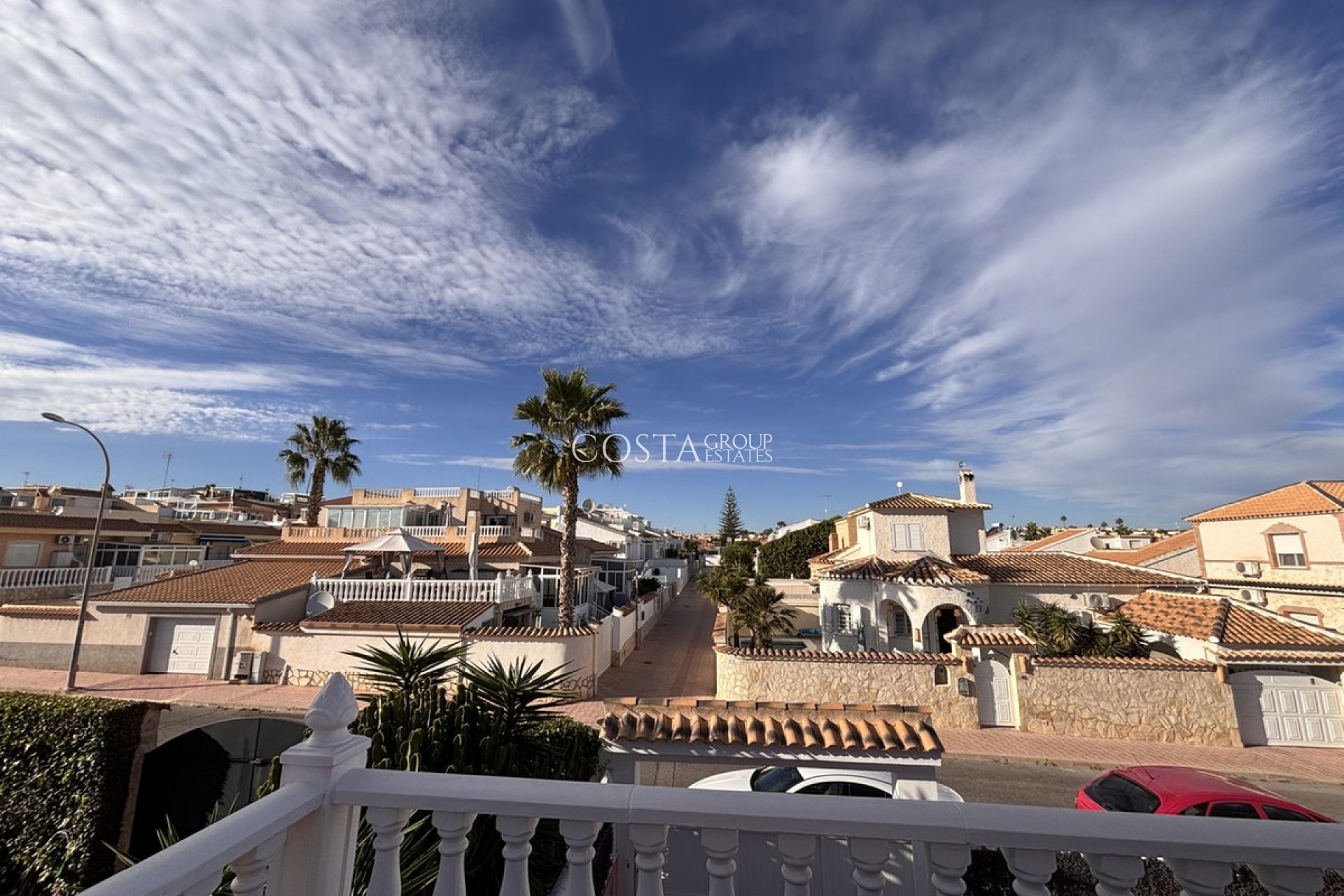 Resale - Villa -
Orihuela Costa - Playa Flamenca