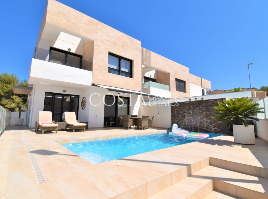 Resale - Villa -
Orihuela Costa - Villamartín