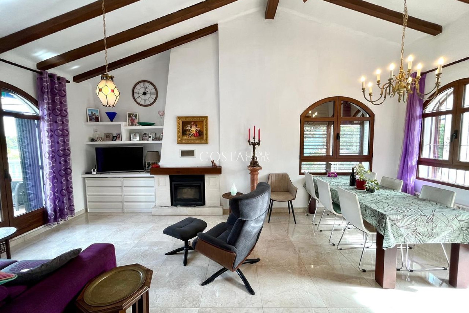 Resale - Villa -
Orihuela Costa - Villamartin