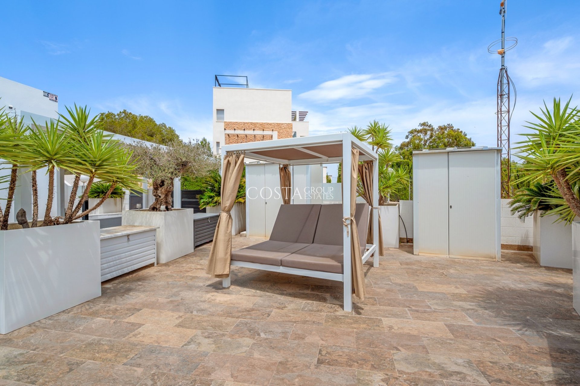 Resale - Villa -
Orihuela Costa - Villamartin