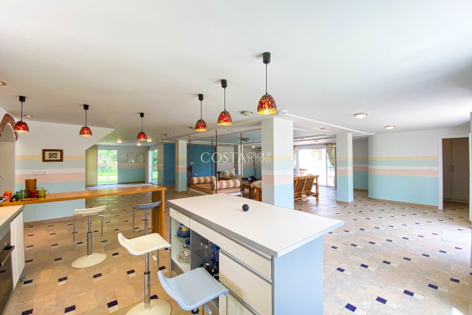 Resale - Villa -
Orihuela Costa - Villamartin