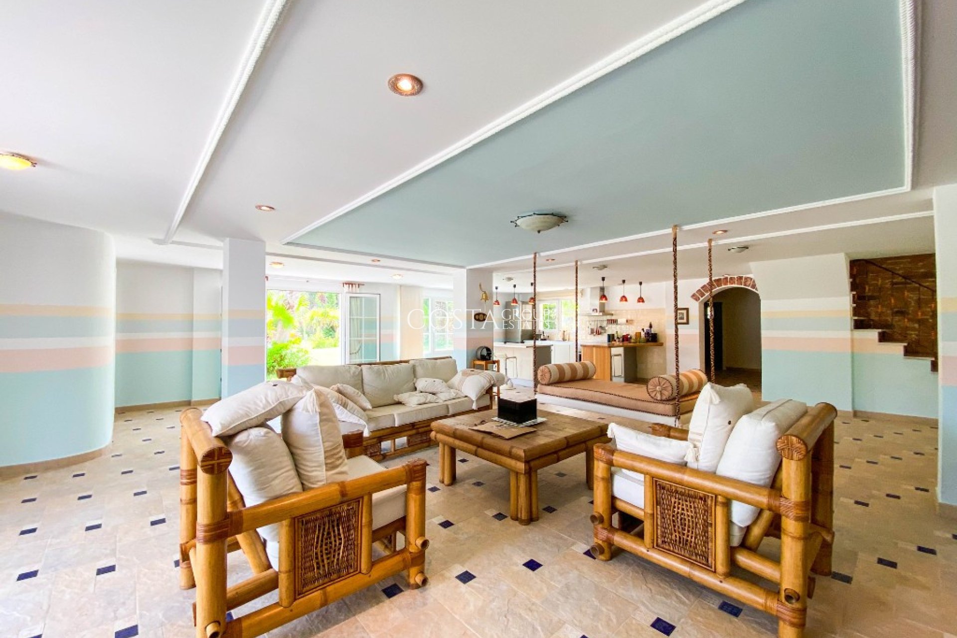 Resale - Villa -
Orihuela Costa - Villamartin