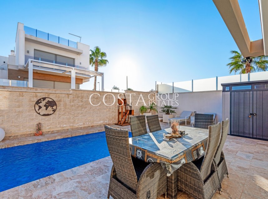 Resale - Villa -
Orihuela Costa - Villamartin