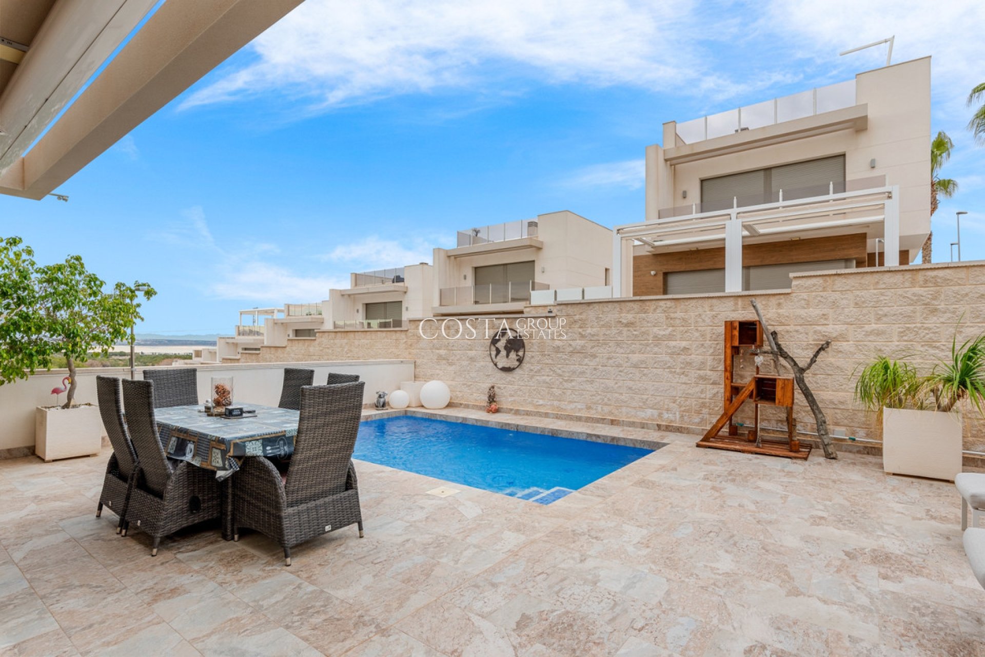 Resale - Villa -
Orihuela Costa - Villamartin