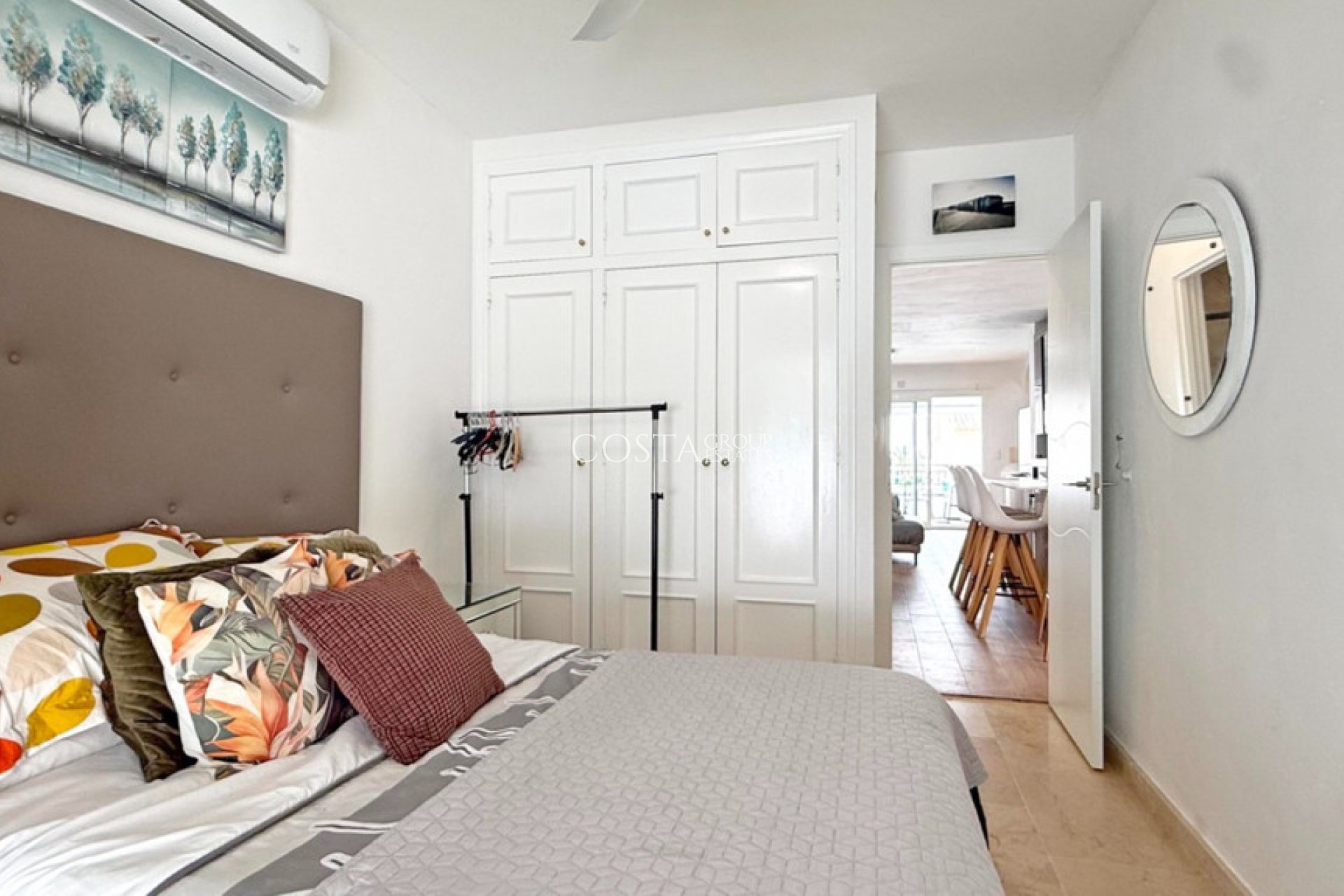 Resale - Villa -
Orihuela Costa - Villamartin