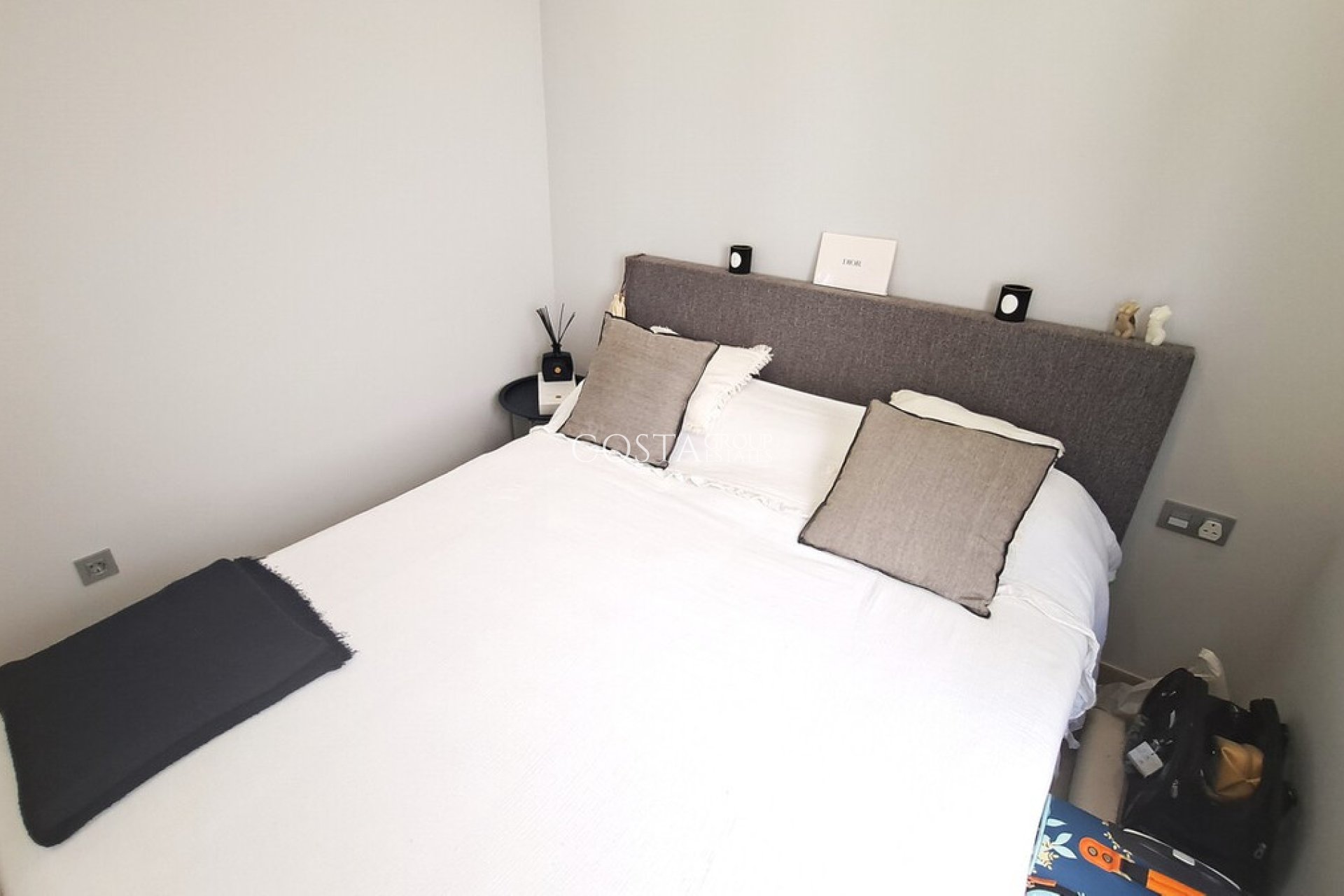 Resale - Villa -
Orihuela Costa - Villamartin