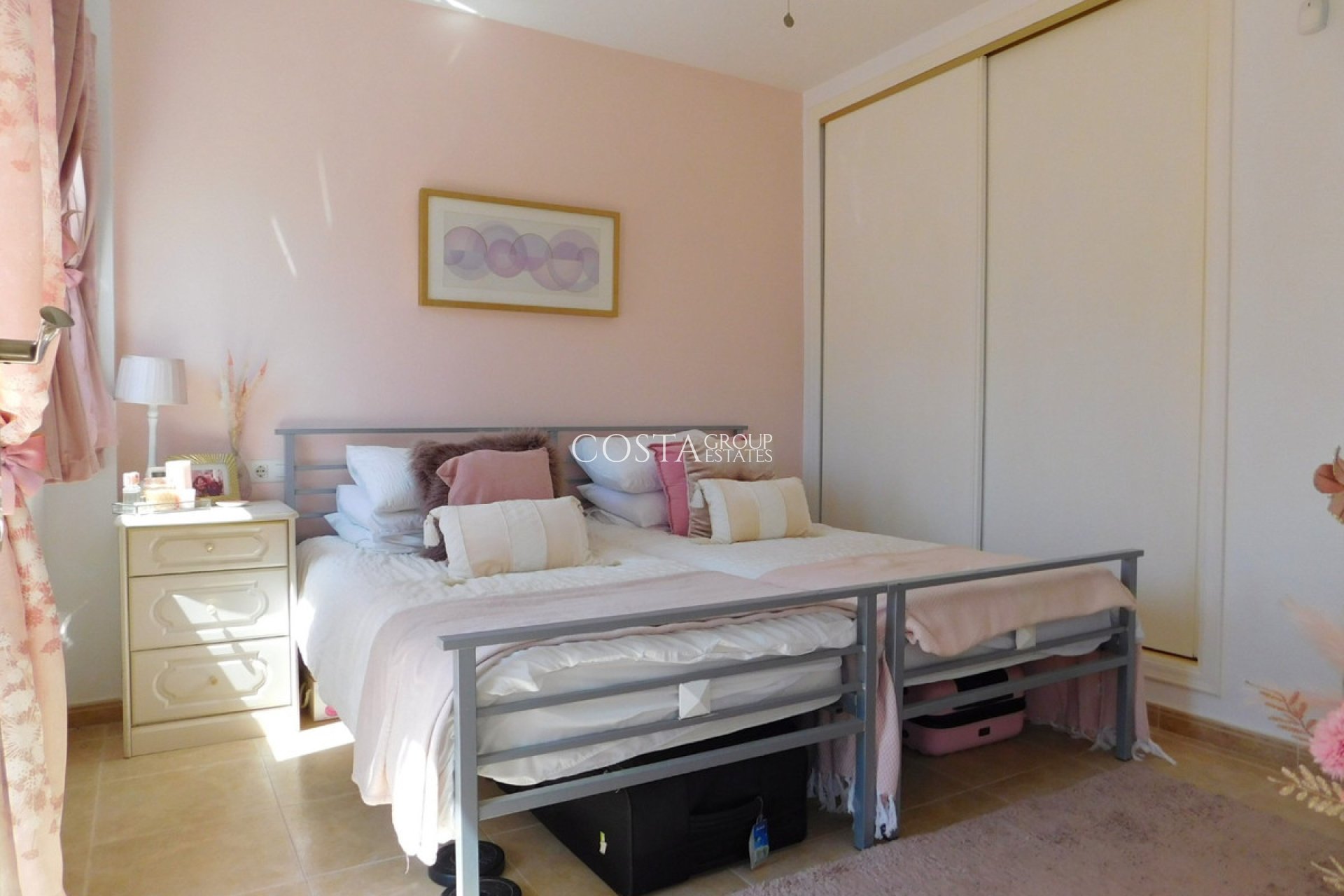 Resale - Villa -
Orihuela Costa - Villamartin