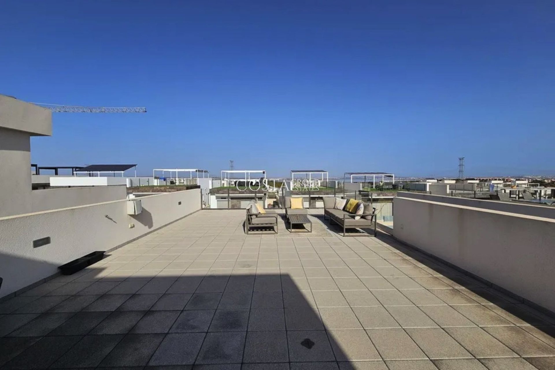 Resale - Villa -
Orihuela Costa - Villamartin