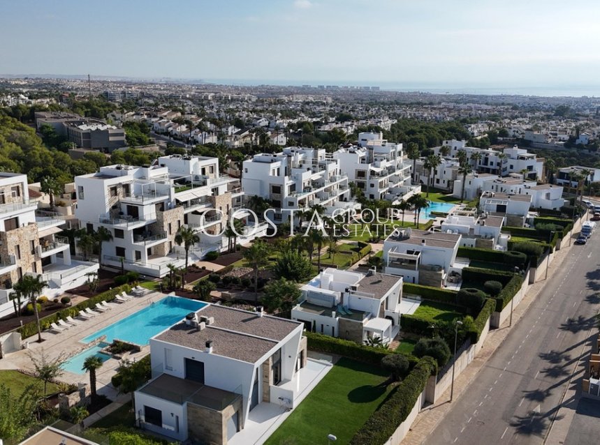 Resale - Villa -
Orihuela Costa - Villamartin