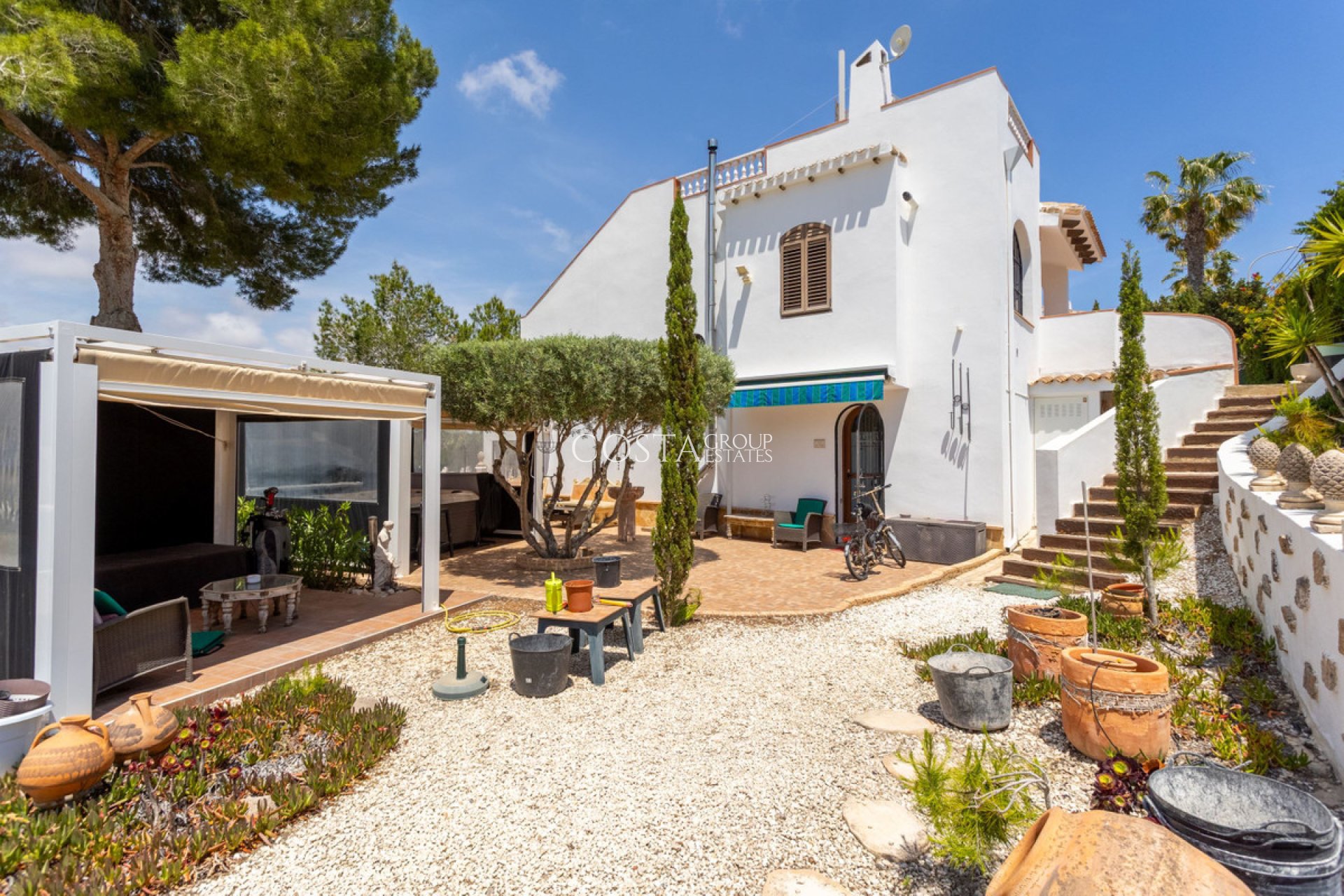 Resale - Villa -
Orihuela Costa - Villamartin