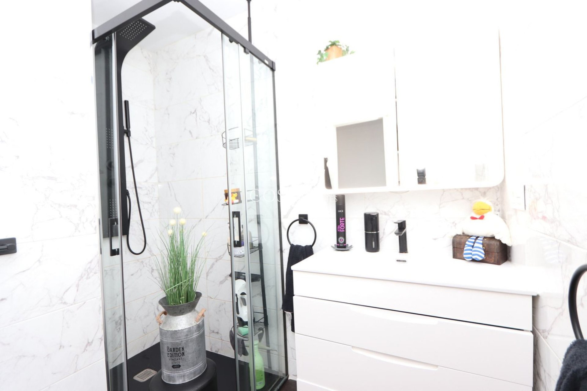 Resale - Villa -
Orihuela Costa - Villamartin