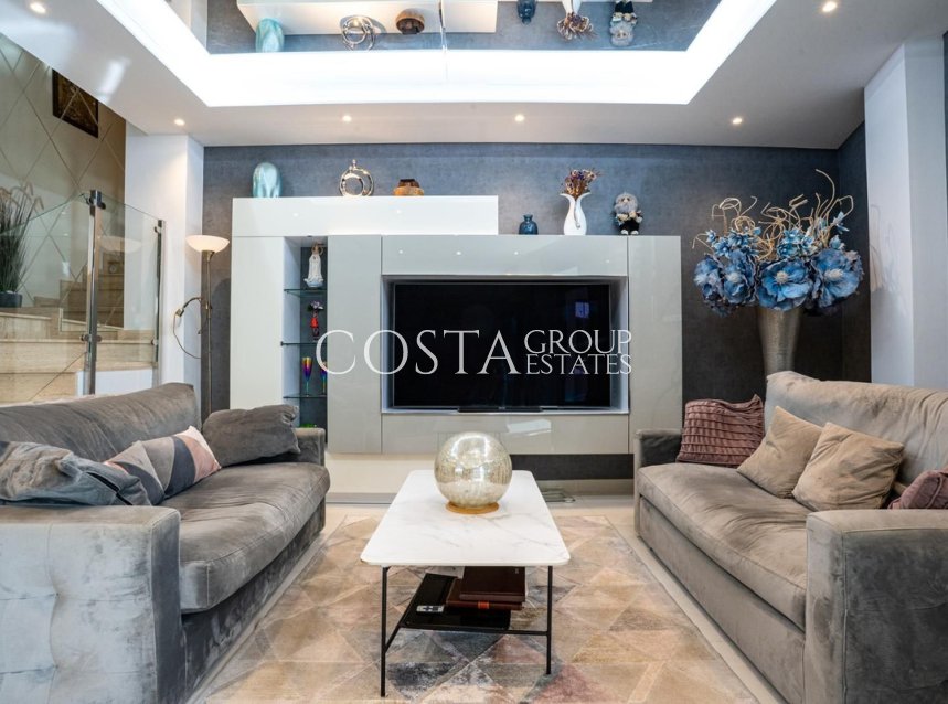 Resale - Villa -
Orihuela Costa - Villamartin