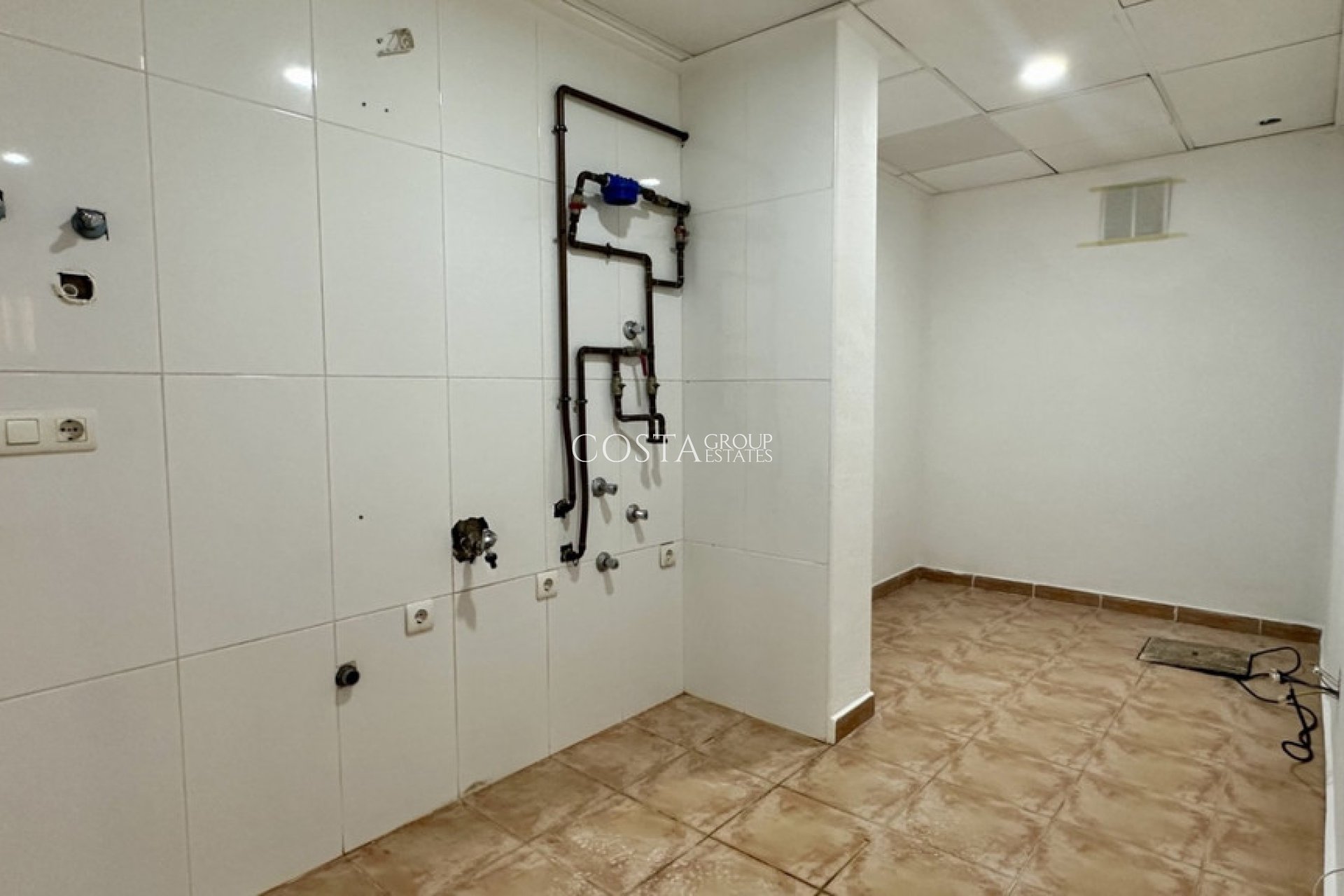 Resale - Villa -
Orihuela Costa - Villamartin