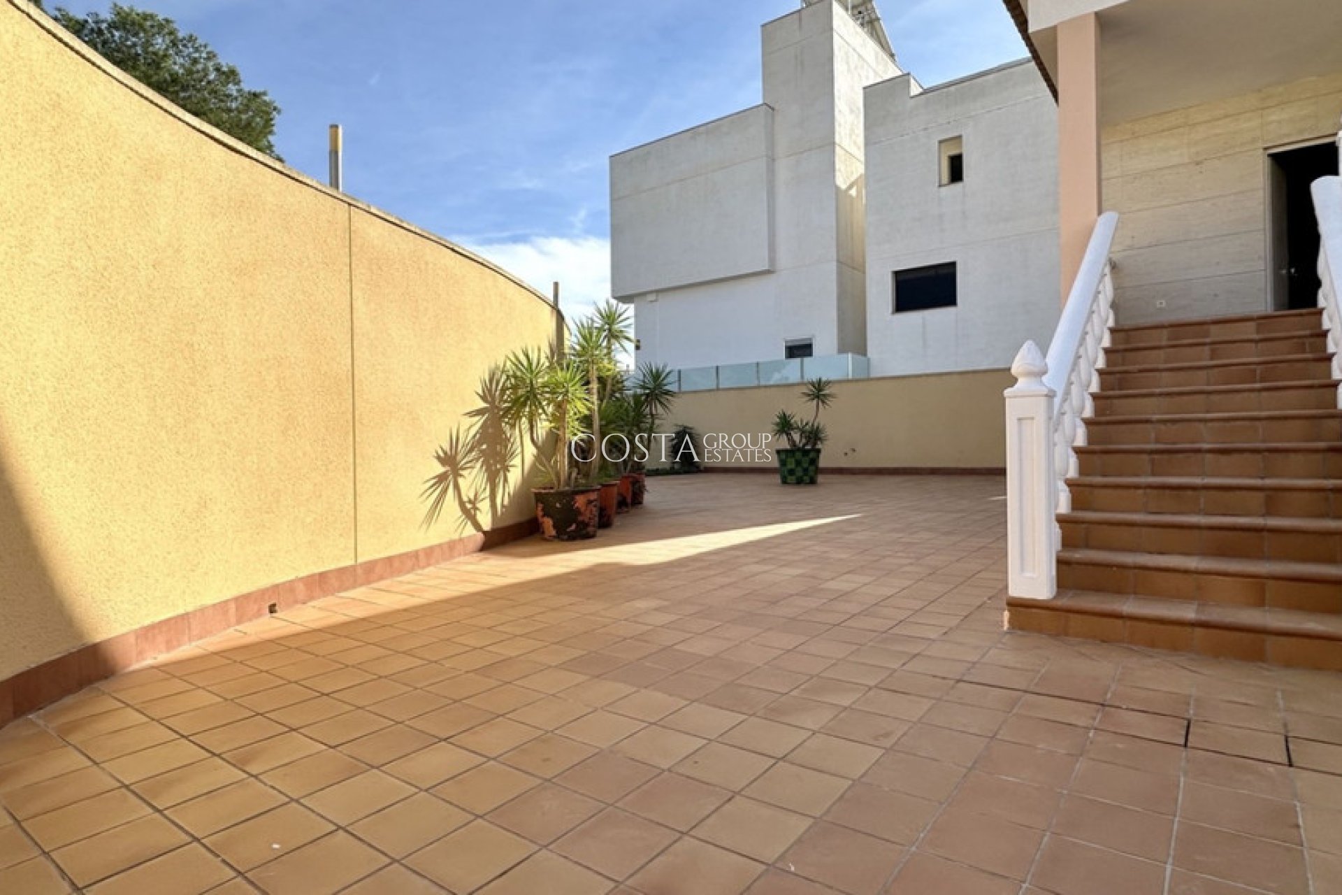 Resale - Villa -
Orihuela Costa - Villamartin