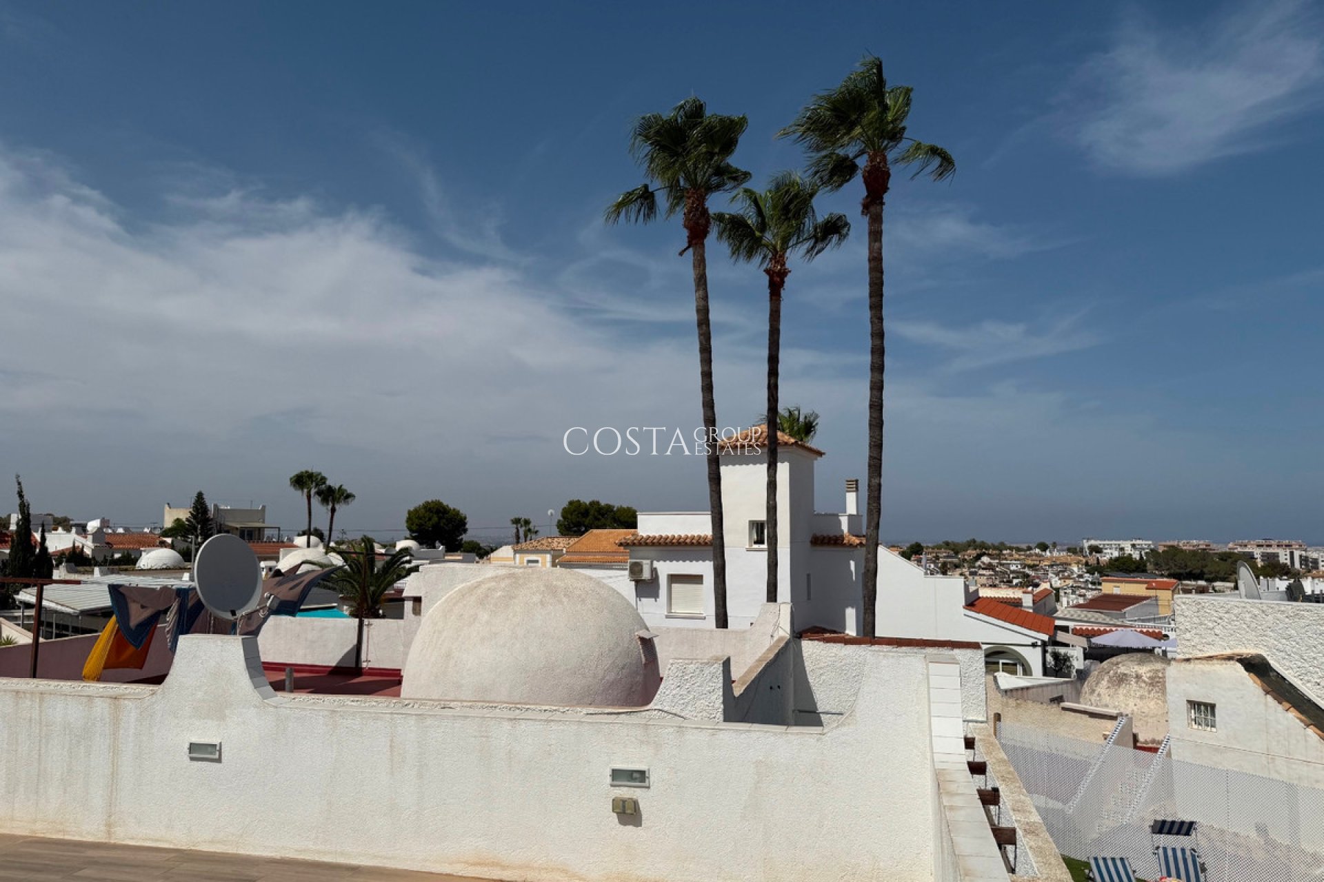Resale - Villa -
Orihuela Costa - Villamartin