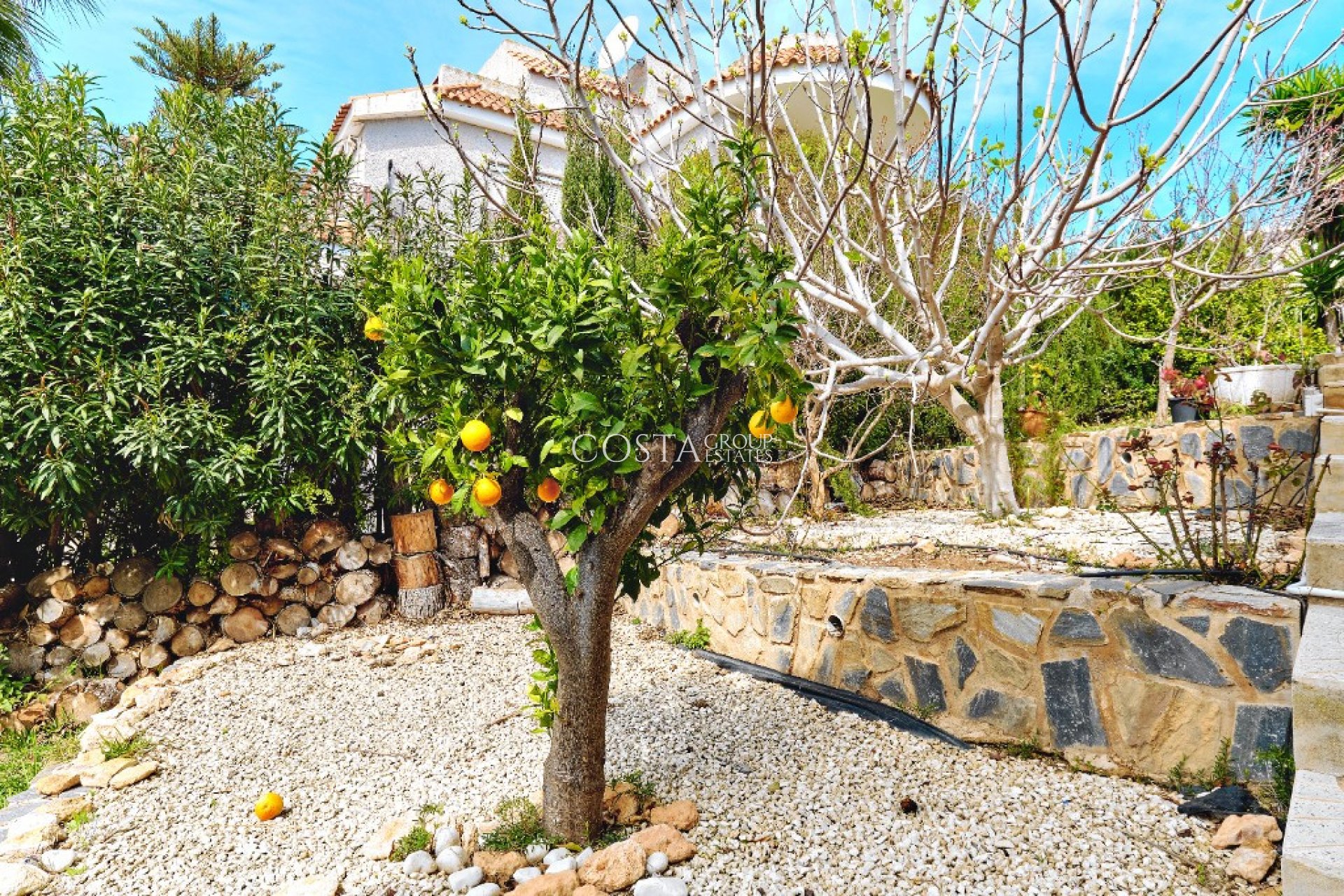 Resale - Villa -
Orihuela - Dehesa de Campoamor