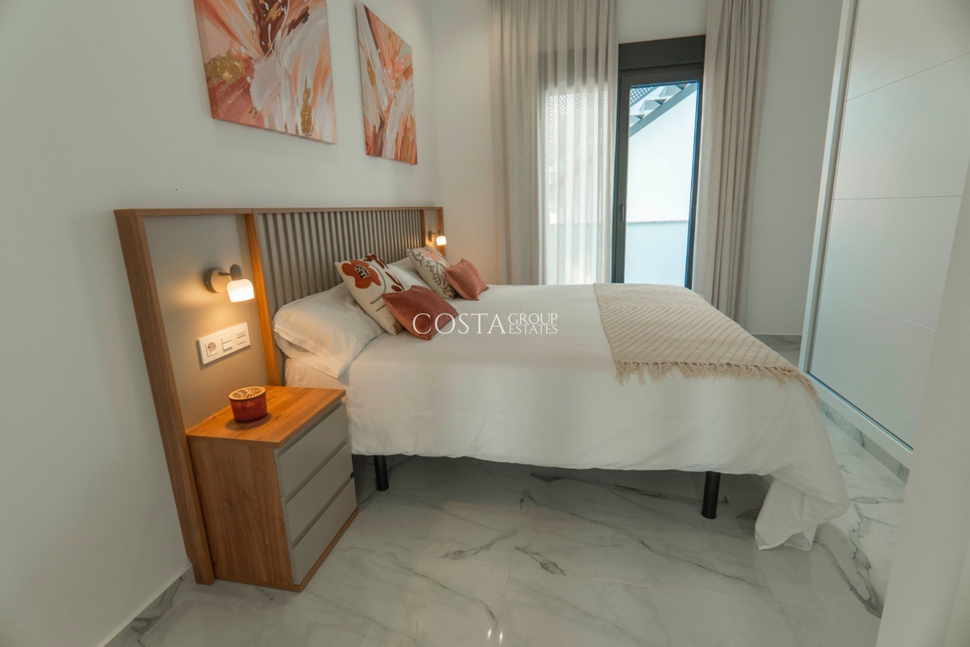 Resale - Villa -
Orihuela - La Florida