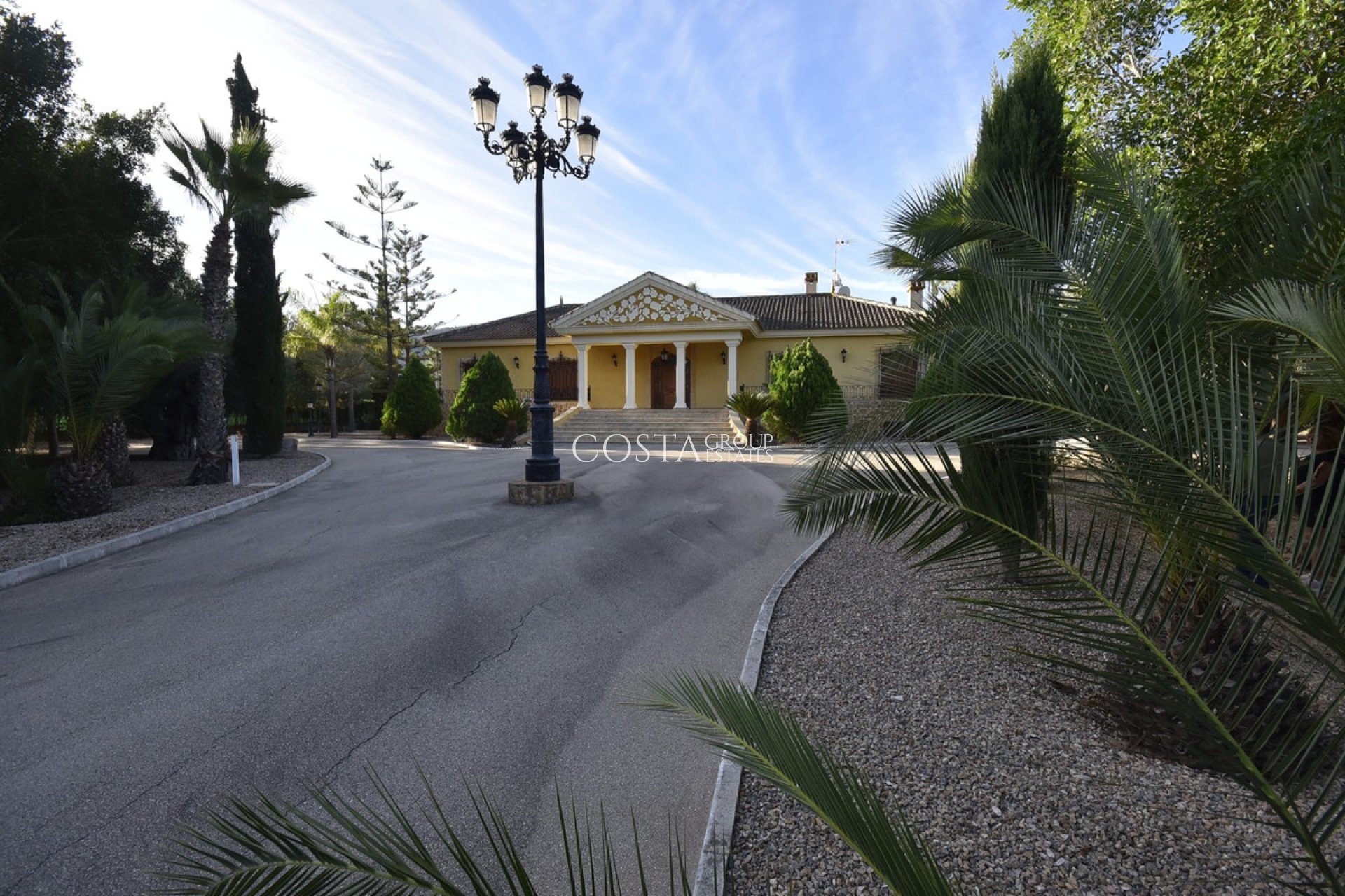 Resale - Villa -
Orihuela - La Matanza