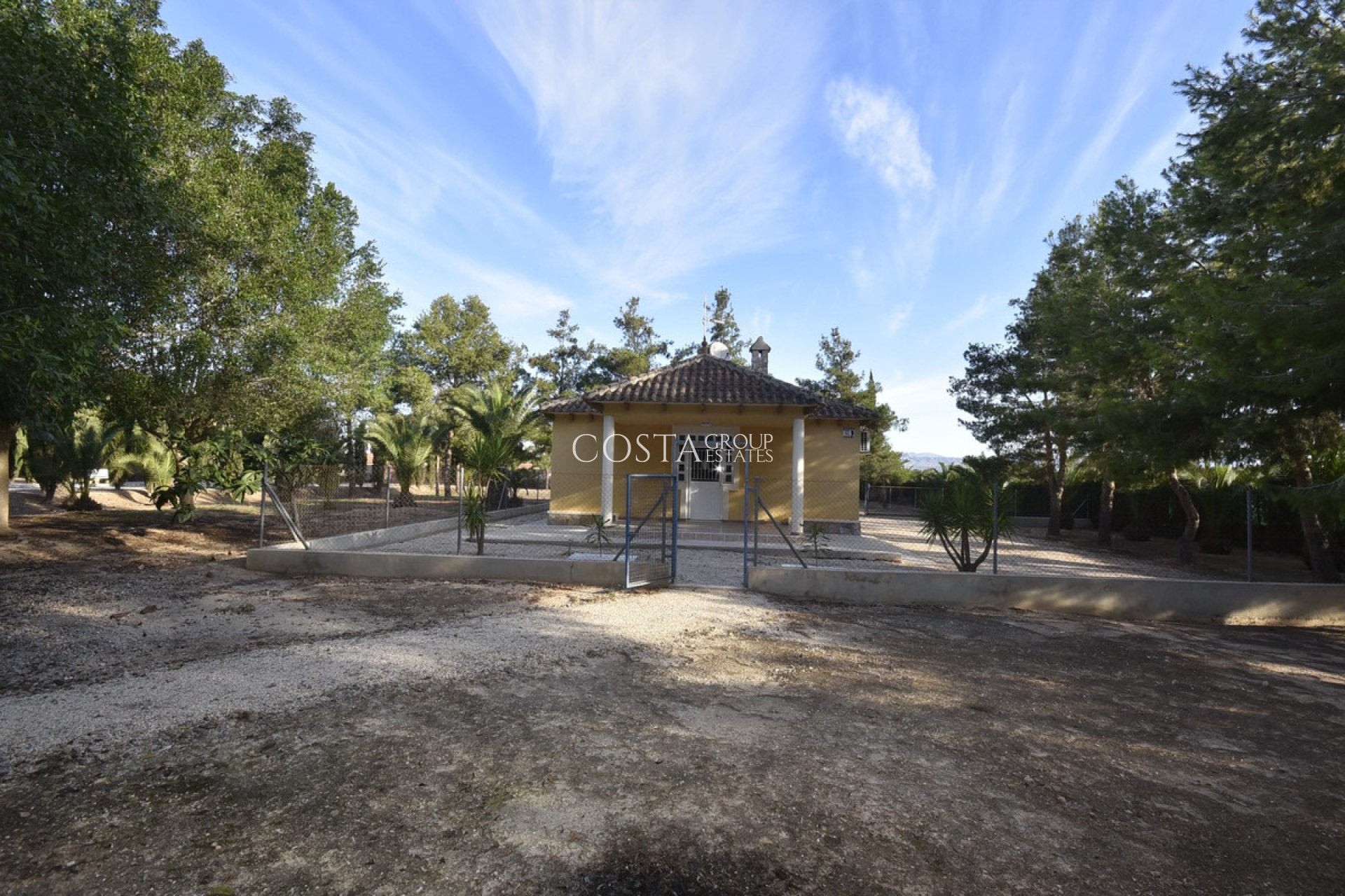 Resale - Villa -
Orihuela - La Matanza