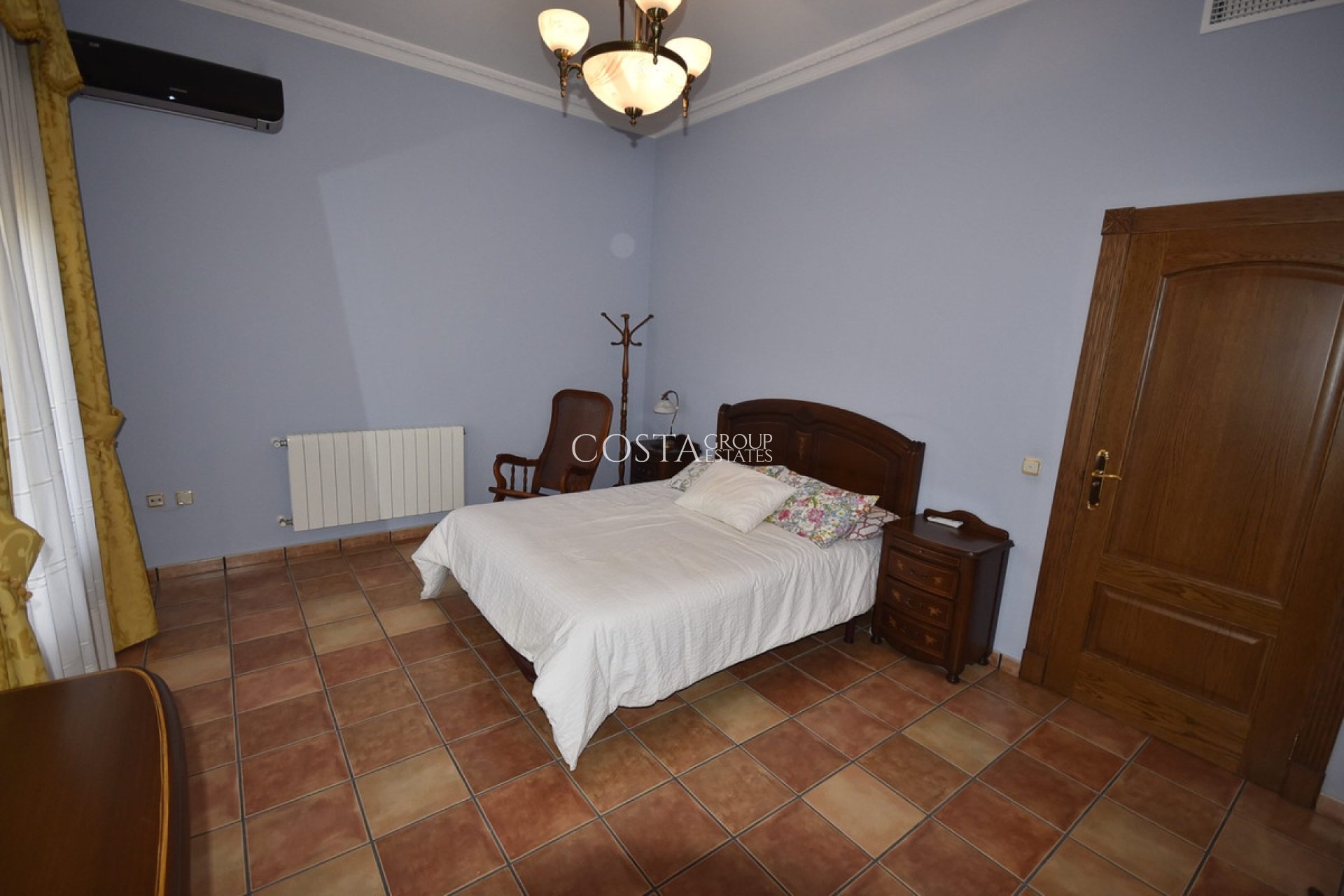 Resale - Villa -
Orihuela - La Matanza