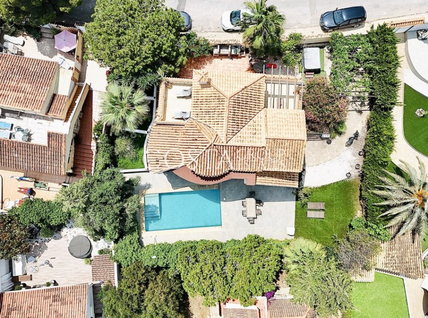 Resale - Villa -
Orihuela - La Zenia