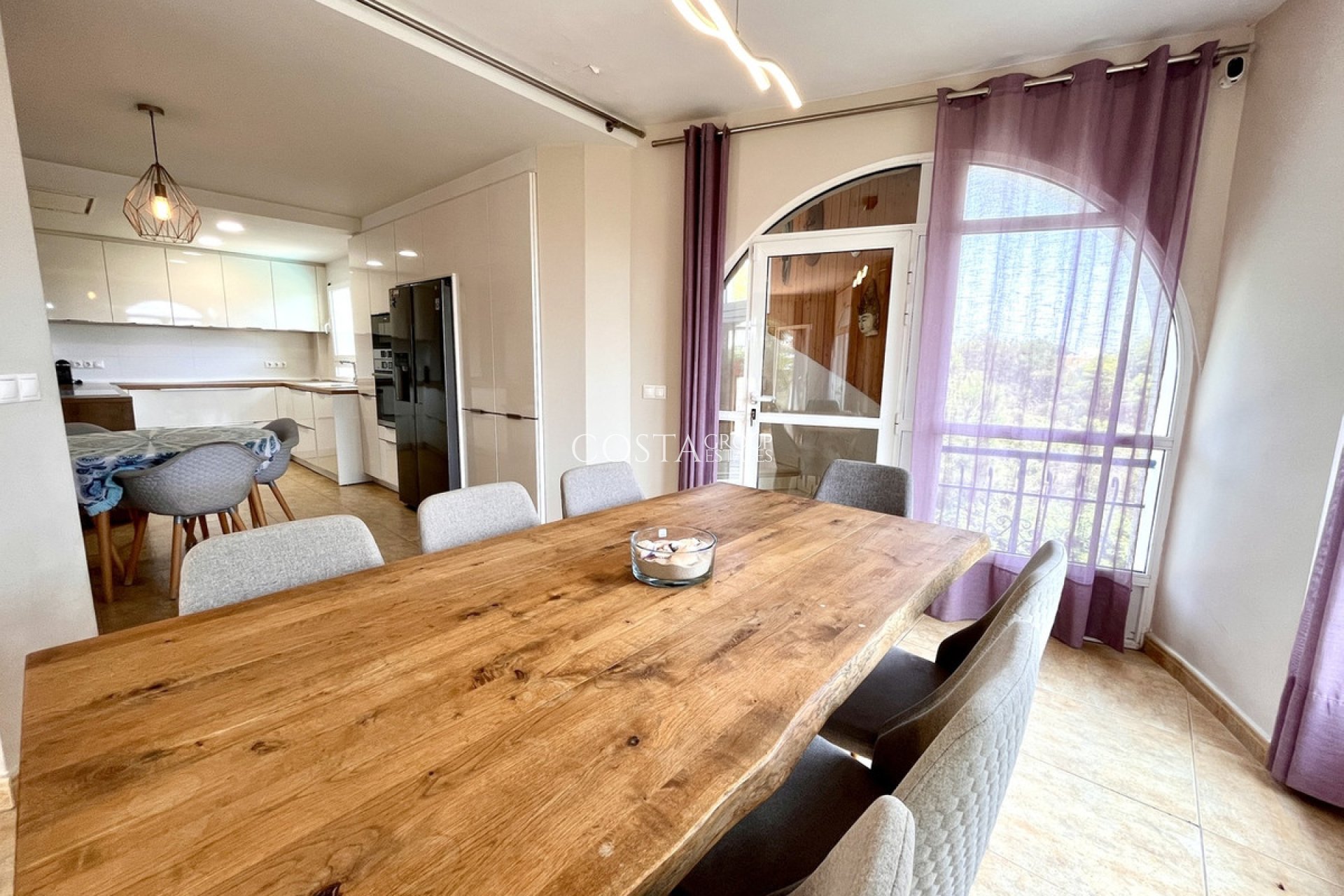 Resale - Villa -
Orihuela - La Zenia