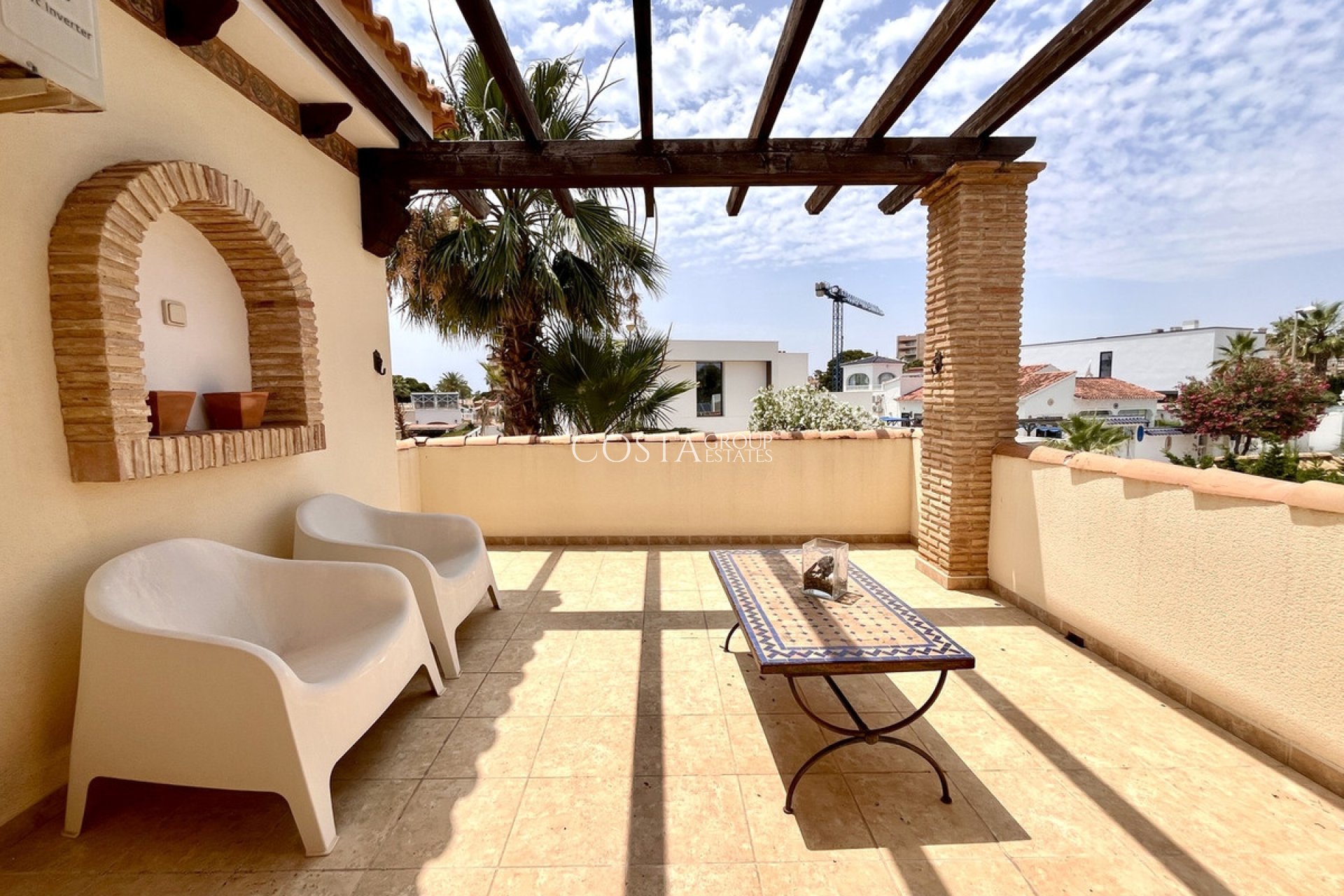 Resale - Villa -
Orihuela - La Zenia