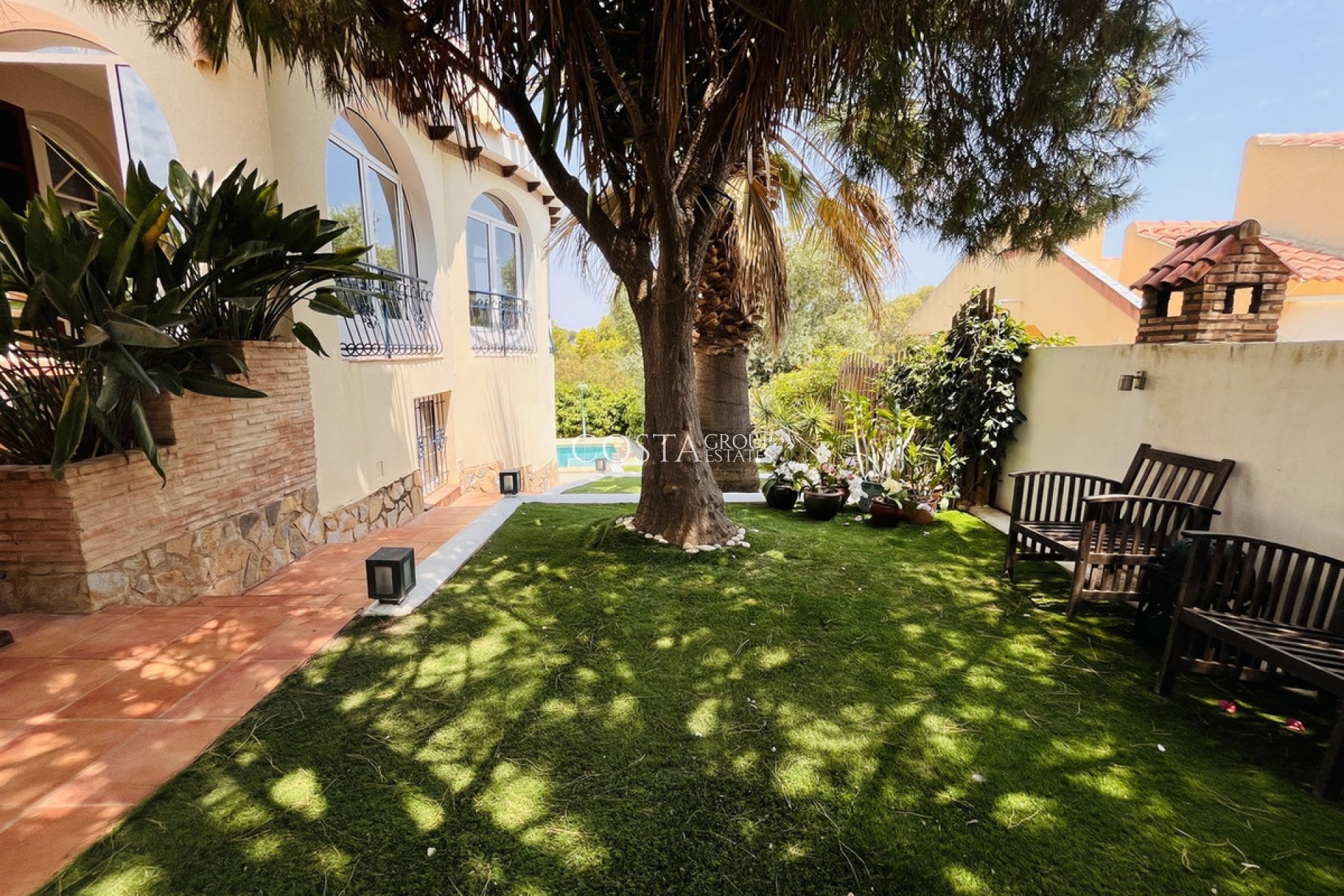 Resale - Villa -
Orihuela - La Zenia