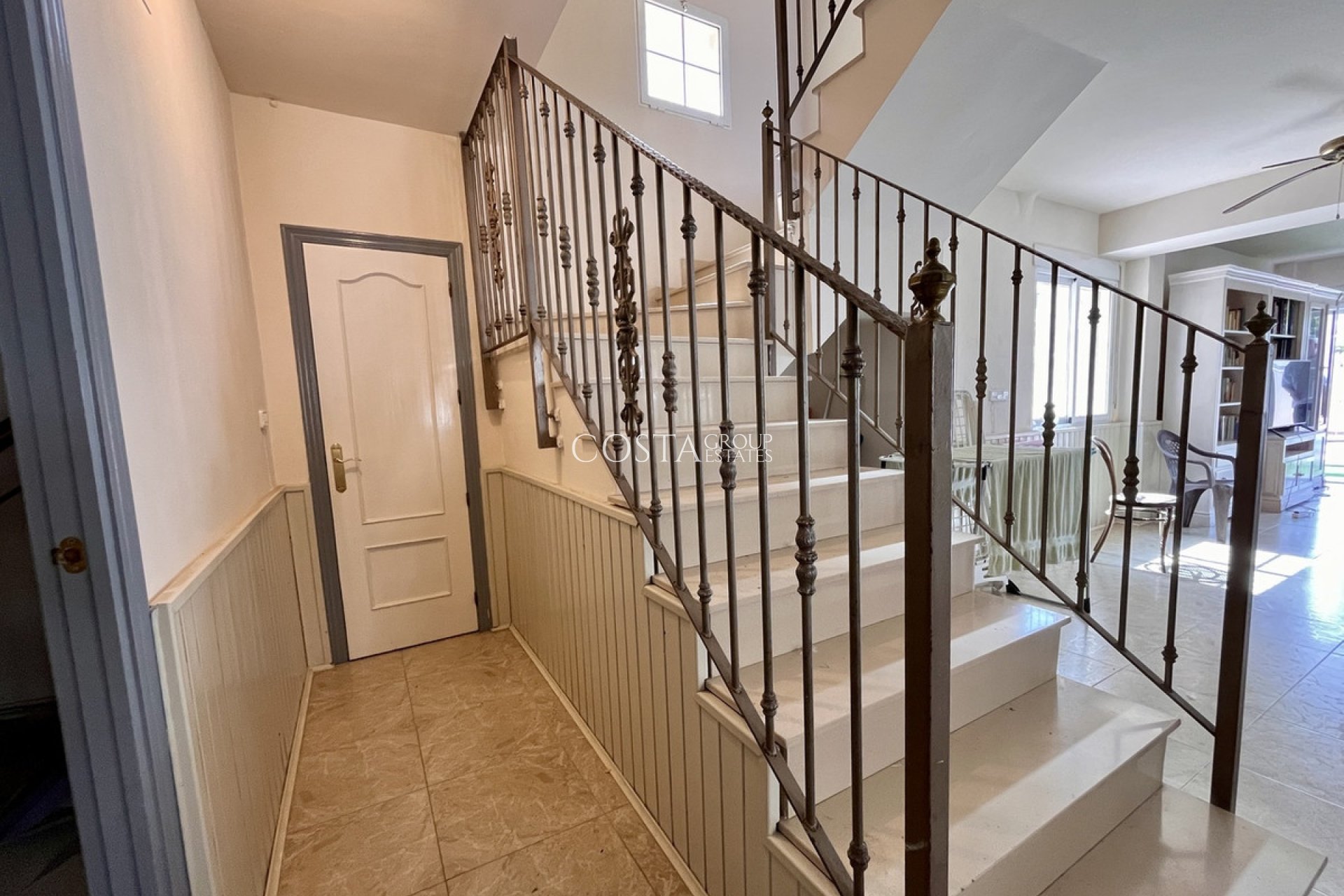Resale - Villa -
Orihuela - La Zenia